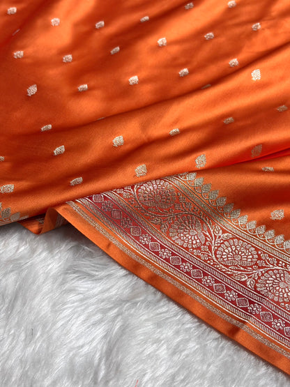 Rusty Orange Shades With Contrast Border Booti Mashru Silk Saree MS79