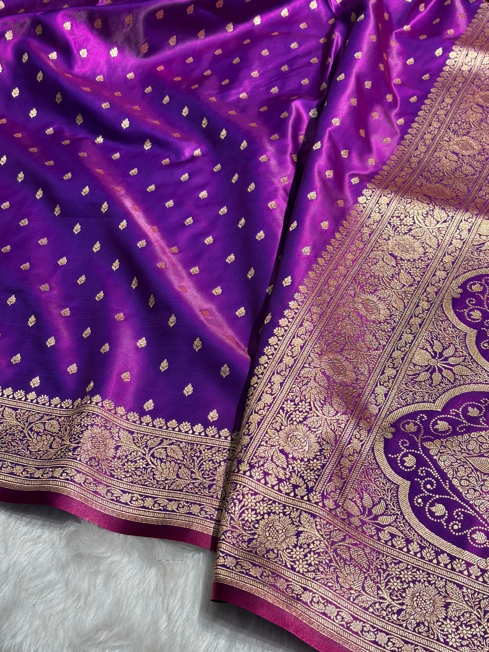 Ultra Light Weight Satin Silk Booti in Purple Cross Shades SS06