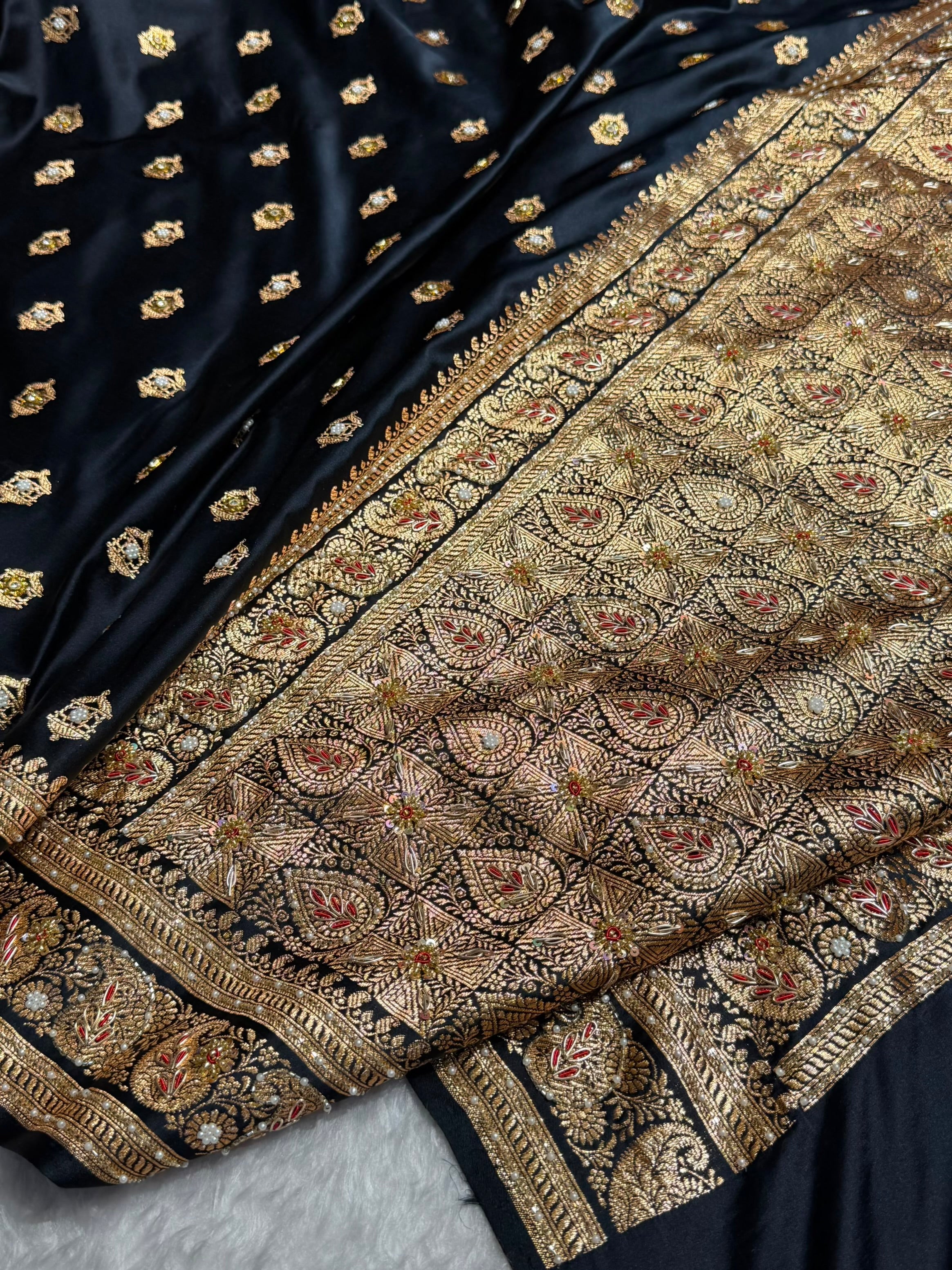 Bridal Banarasi Black Work Pattern Satin Katan Silk Saree BSK137