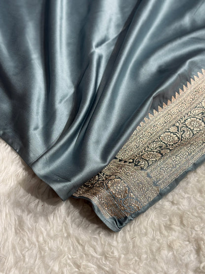 Banarasi Grey Shades Booti Mashru Silk Saree MS26