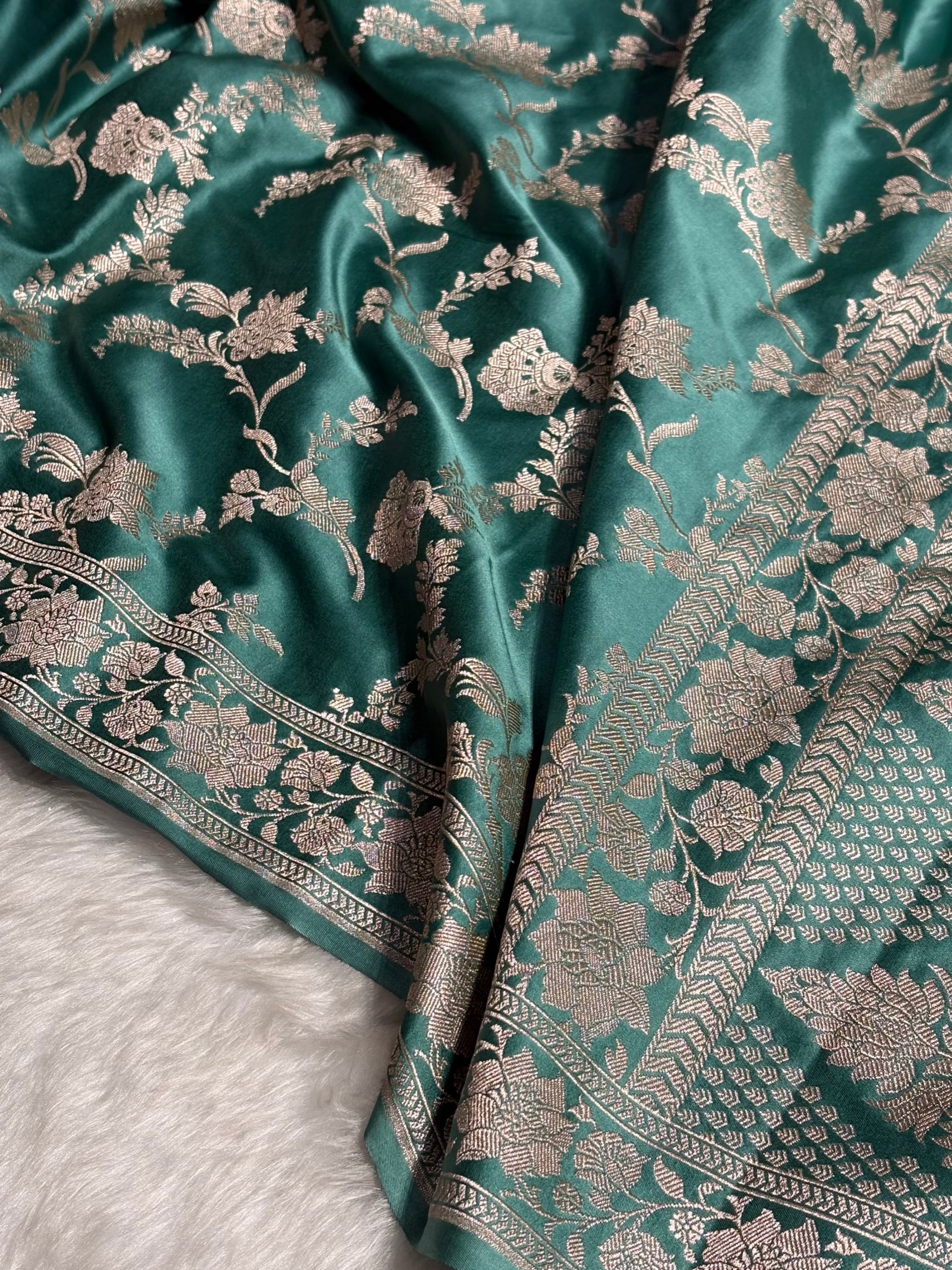 Sea Green Mashru Silk Saree Cross Pattern MS18