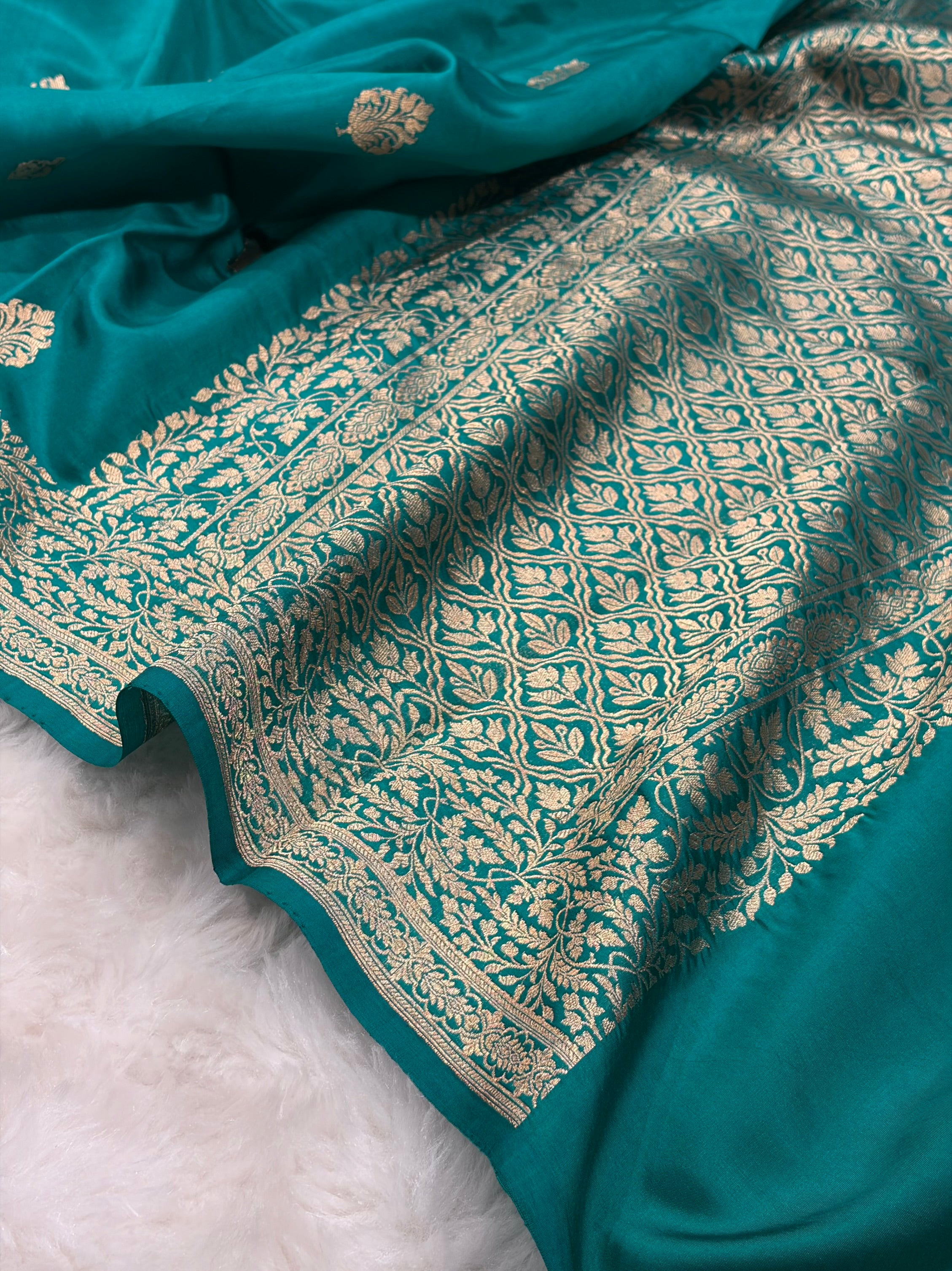 Rama Boota Handwoven Pure Katan Paper Silk RM-31