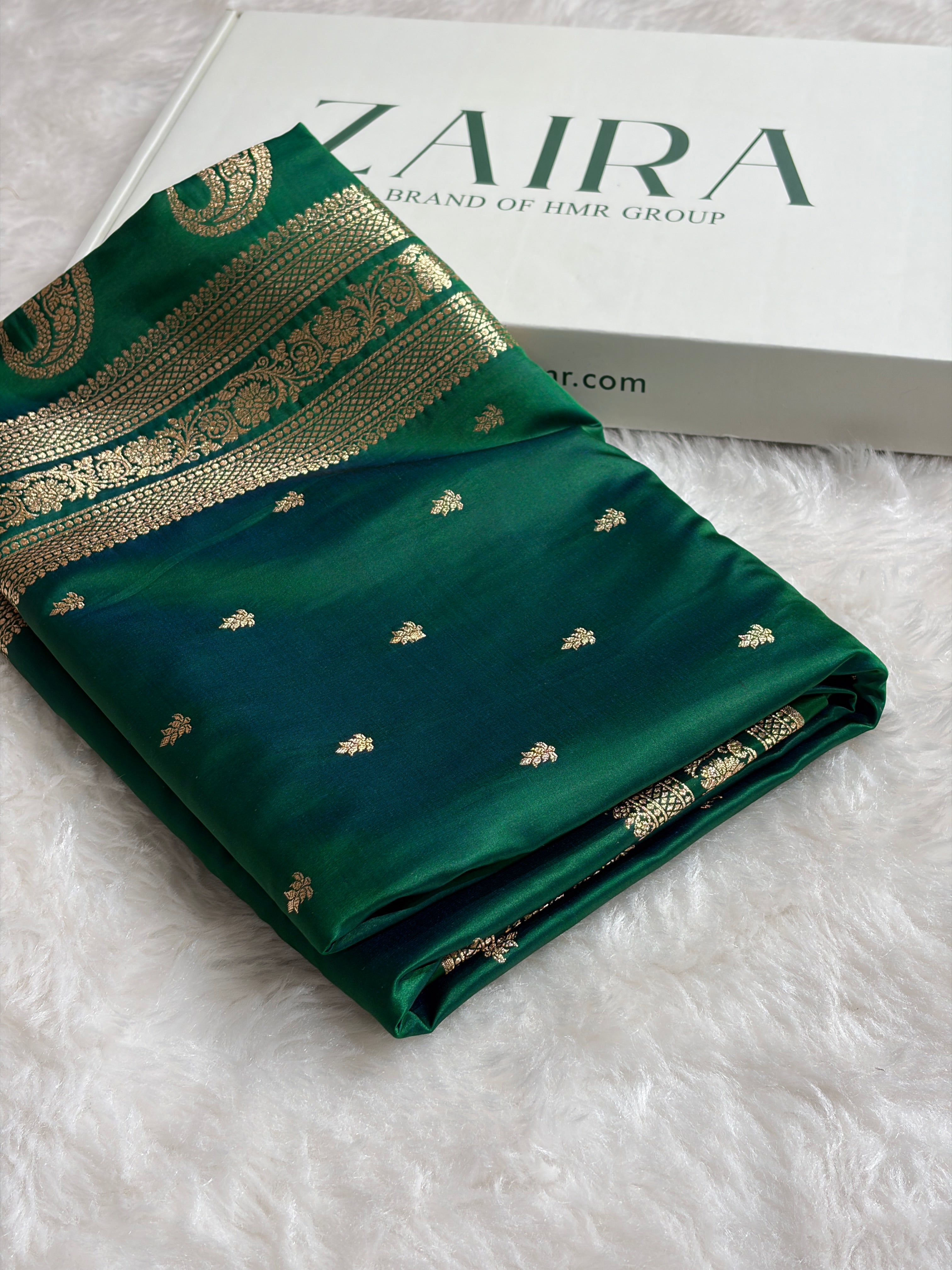 Banarasi Satin Katan Saree With Booti Pattern in Cross Green Shades SK125