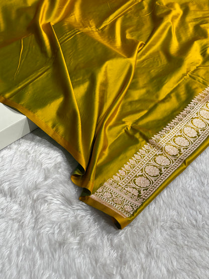 Mehendi Cross Shades Tanchoi Motif Mashru Silk Saree MST-13