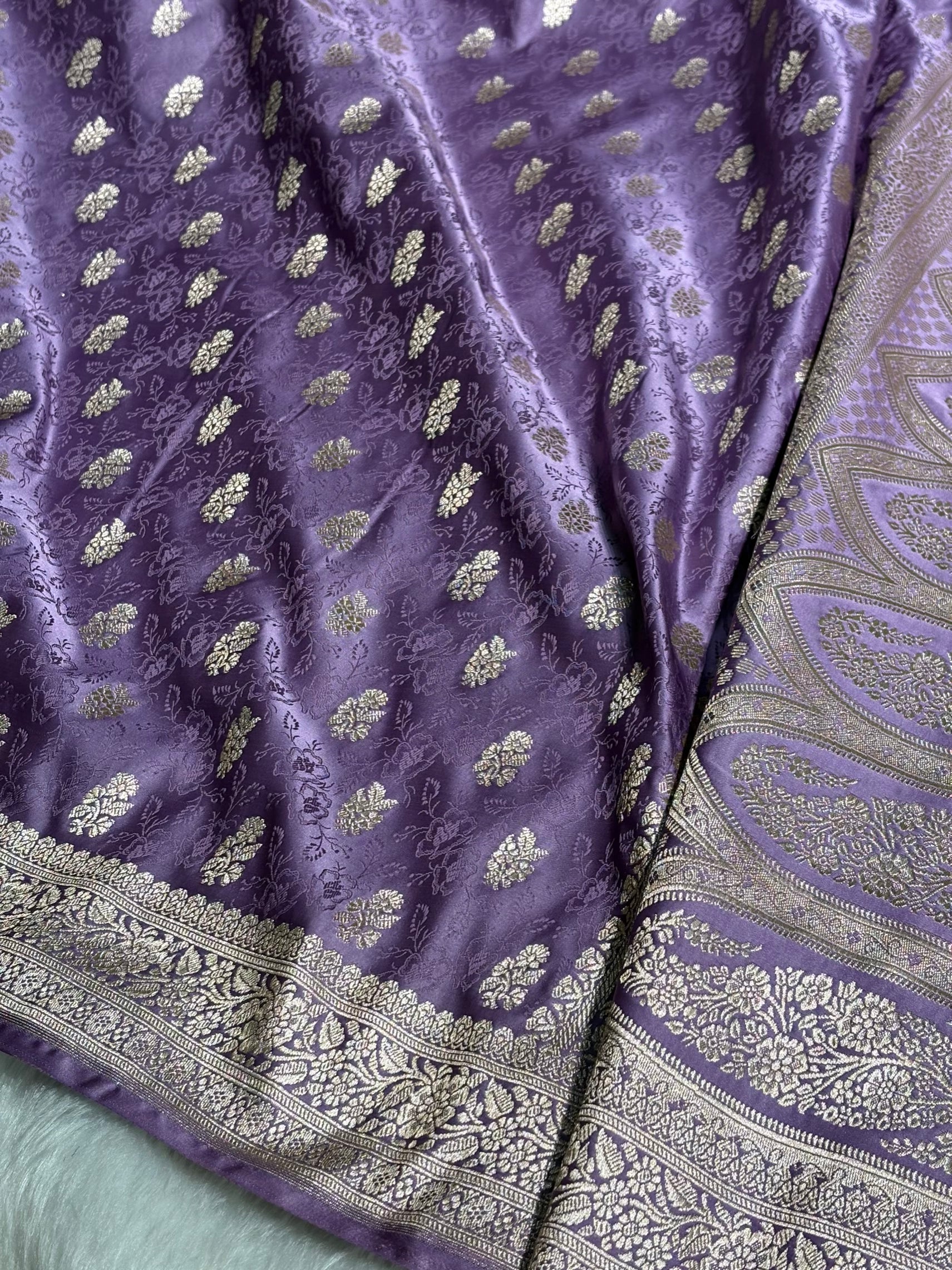 Lavender Shades Tanchoi Motif Mashru Silk Saree MST-10