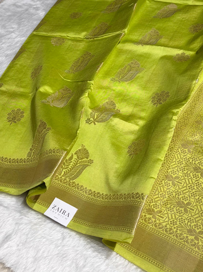 Pista Green Banarasi Boota Pattern Pure Caramel Silk Saree CS-08