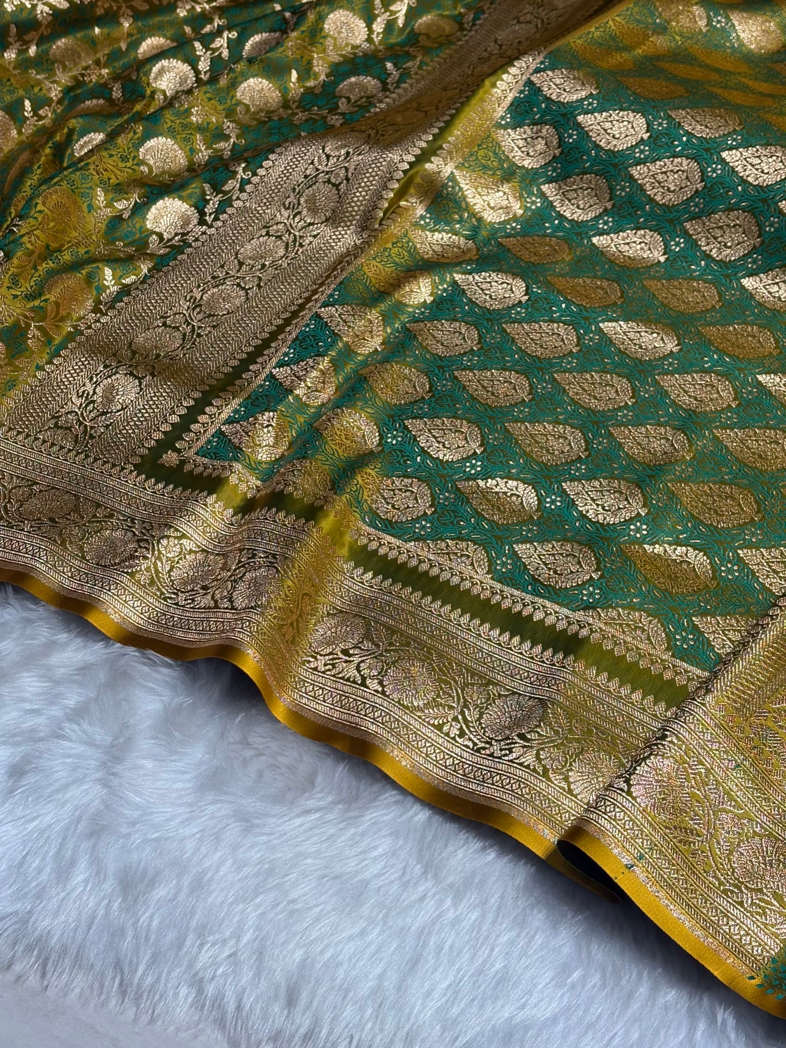 Liril Green With Green Tanchoi Satin Katan Silk Saree SKTM-05