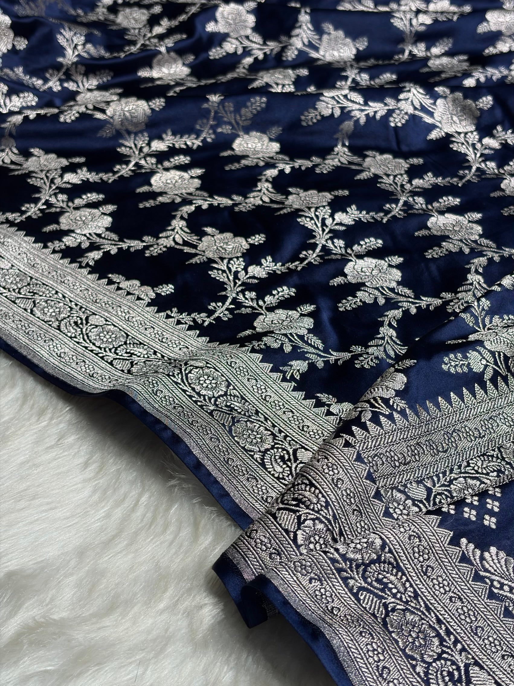 Navy Blue Floral Jaal Mashru Silk Saree  MS28