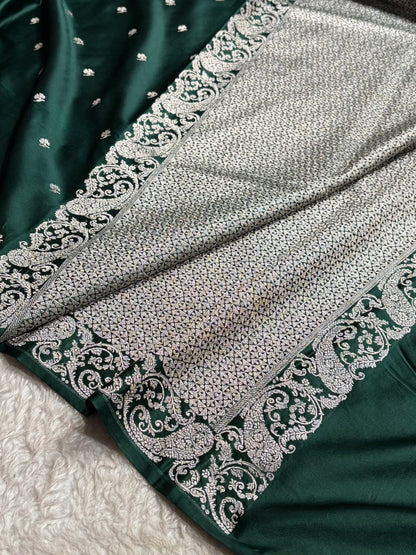 Kairi Border Dark Bottle Green Mashru Silk Saree