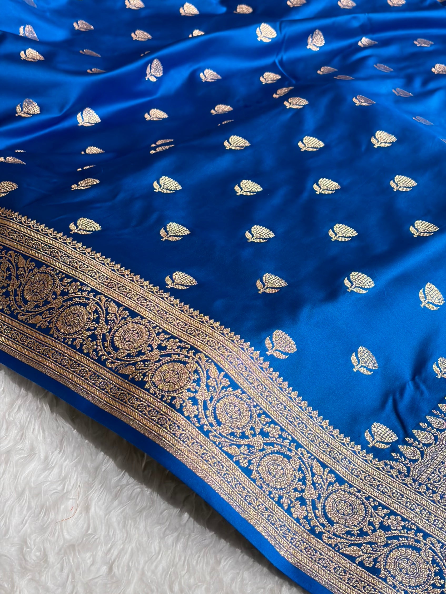 Banarasi Satin Katan Saree in Firozi Shades SK85
