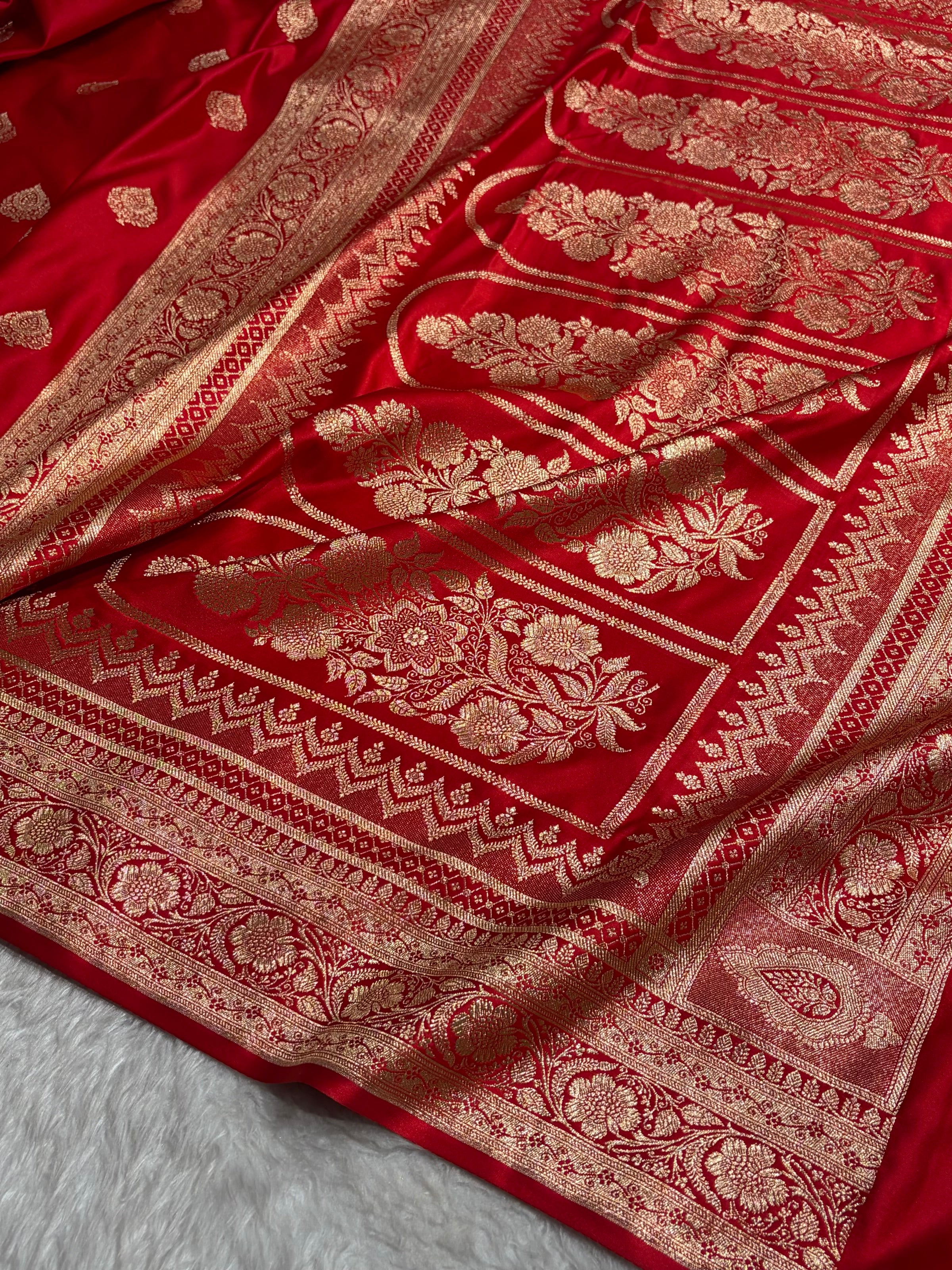Banarasi Satin Katan Saree Floral Boota Pattern in Red Shades SK145