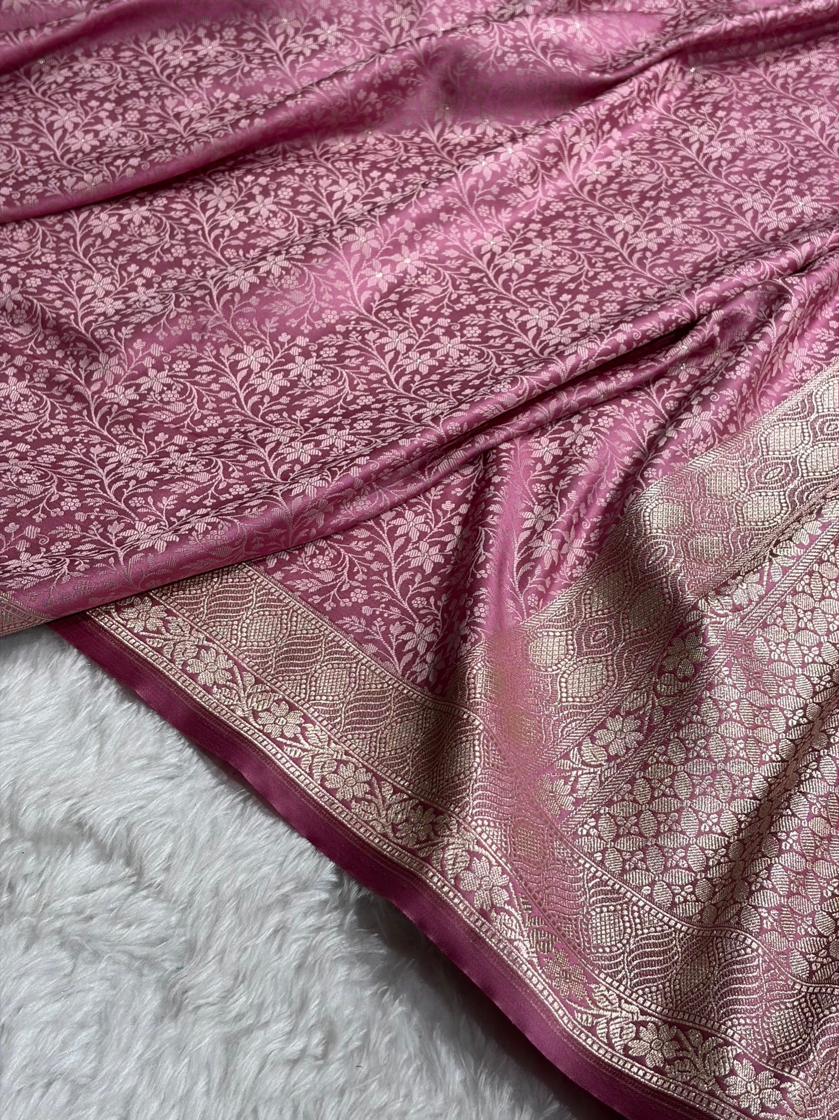Mauve Shades Tanchoi Motif Mashru Silk Saree MST-15