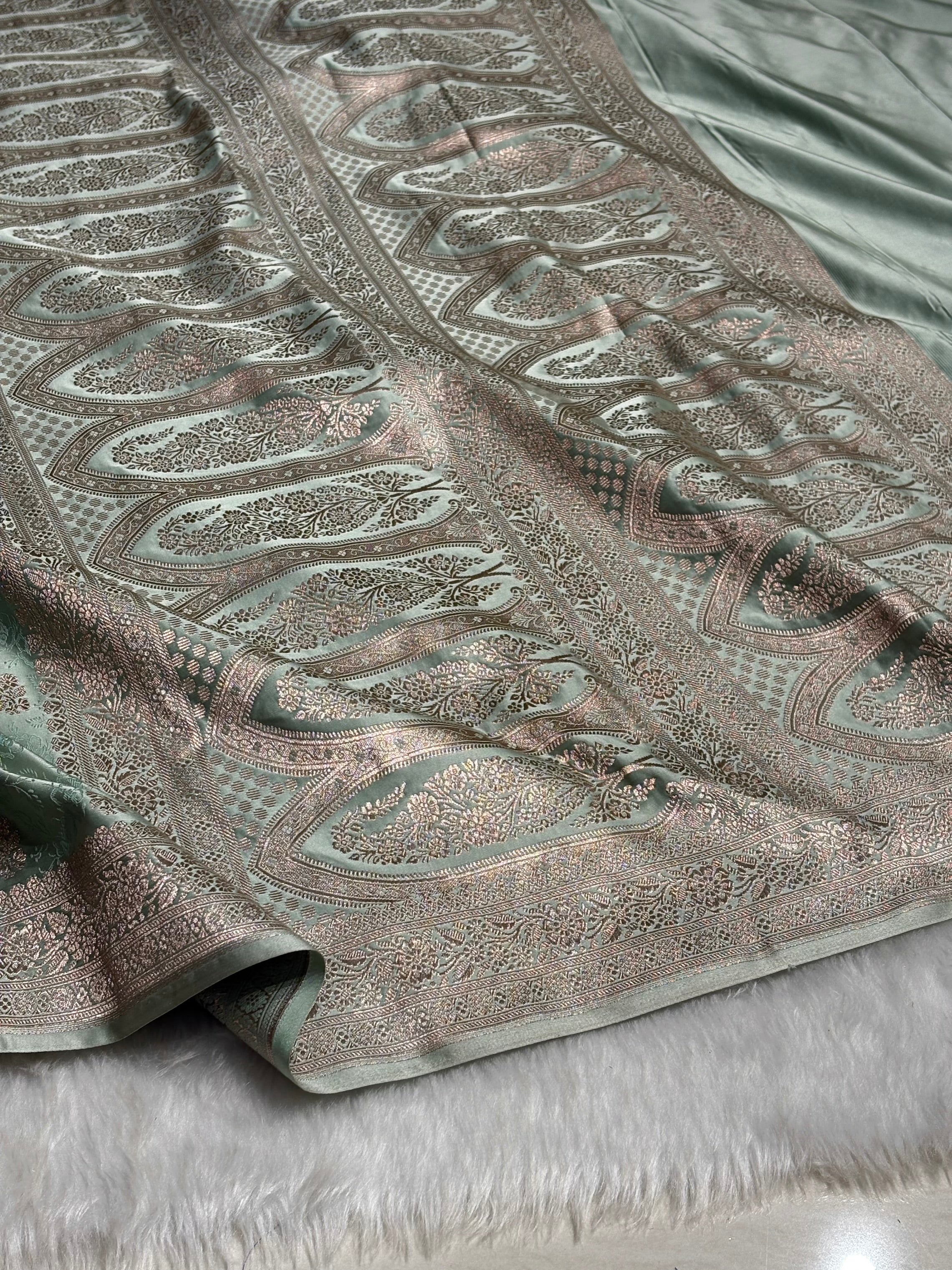 Sea Green Shades Tanchoi Motif Mashru Silk Saree MST-10