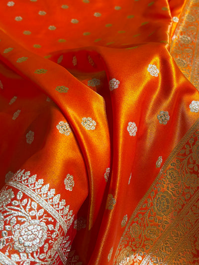 Banarasi Fire Gold Shades Booti Pattern Banarasi Satin Silk Saree SS63