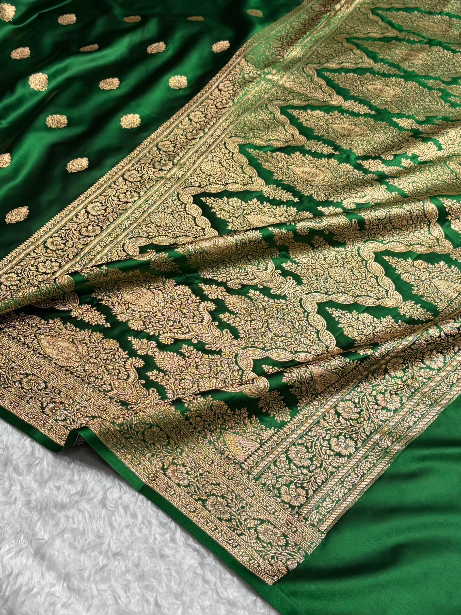 Banarasi Bottle Green Booti Pattern Satin Katan Silk Saree SK65