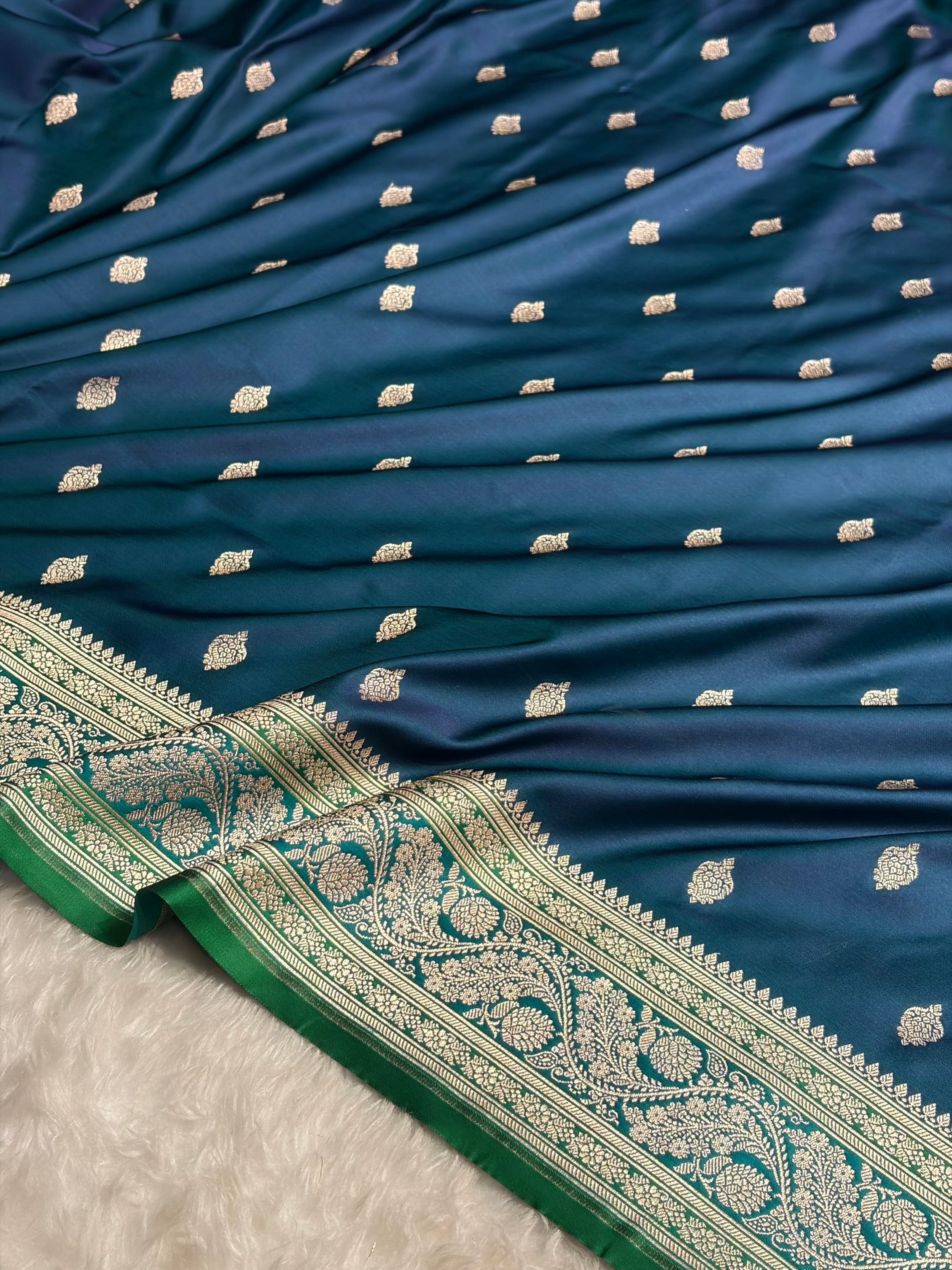 Banarasi Peacock With Contrast Rama Floral Border Mashru Silk Saree MSM-101