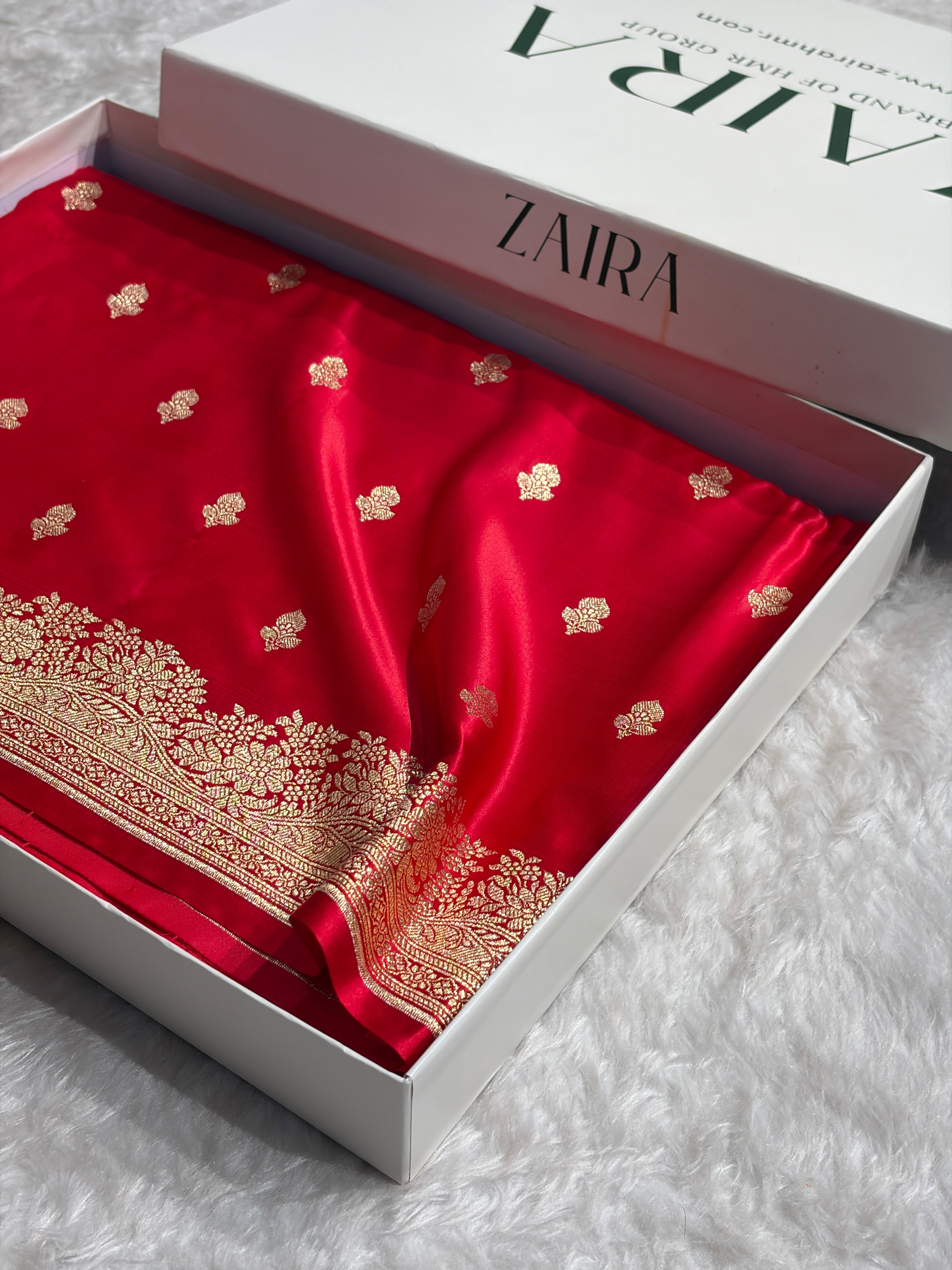 Banarasi Satin Katan Saree Floral Booti Pattern in Red Shades SK148