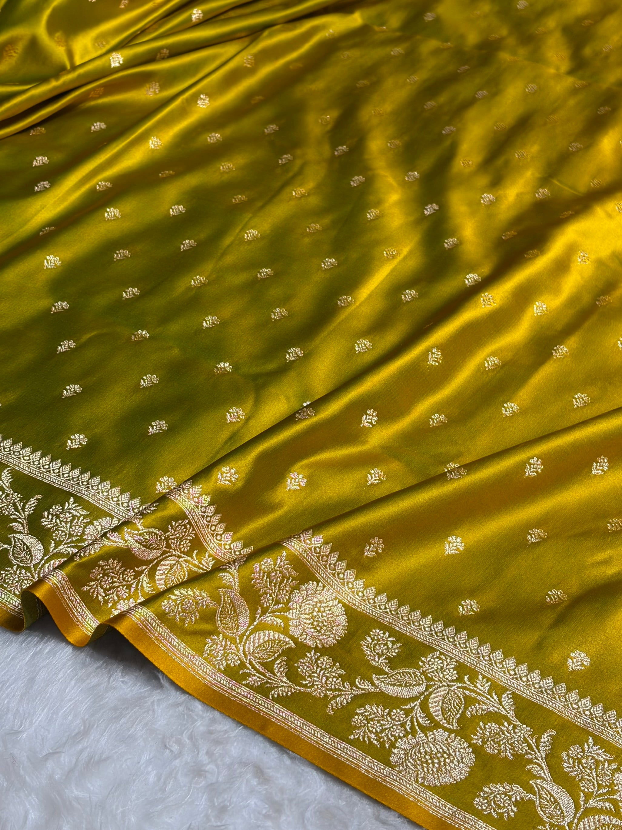 Mehendi Shades Floral Pattern Satin Katan Silk Saree SK77