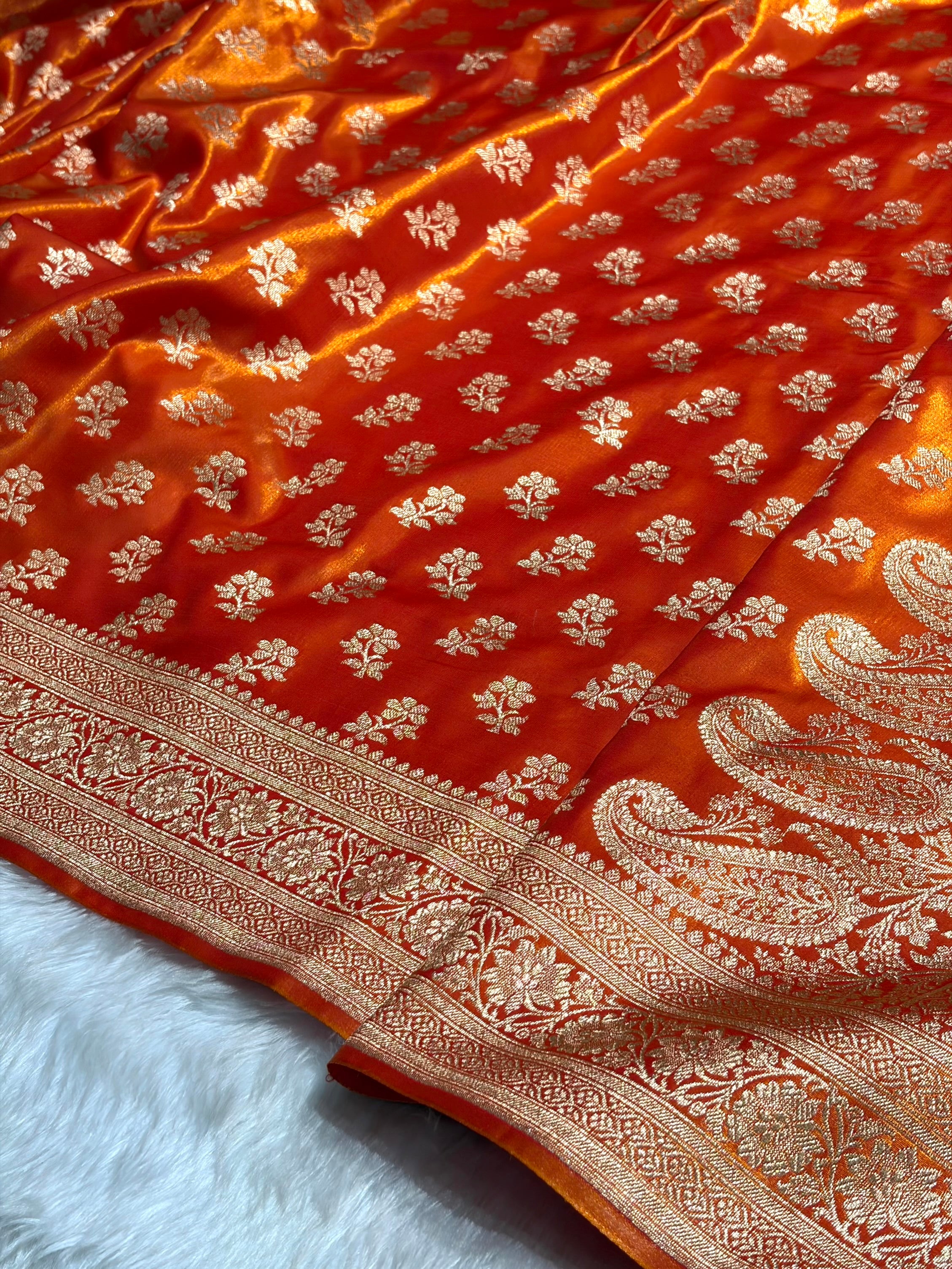 Fire Gold Shades Banarasi Satin Silk Saree SS34