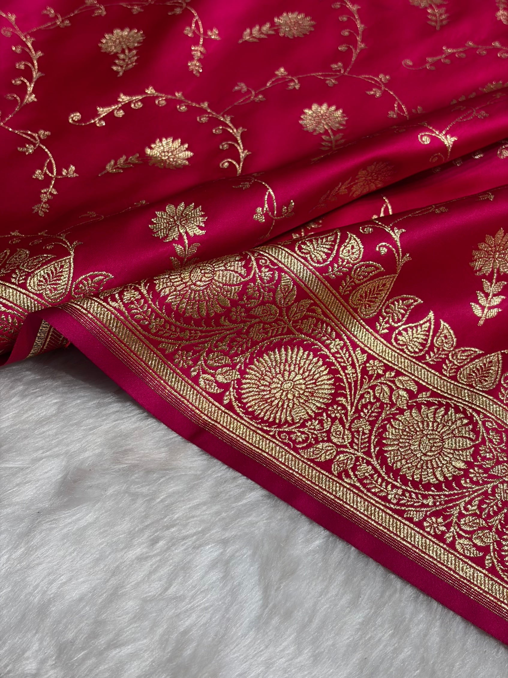Cross Rani Shades Jaal Floral Pattern Satin Katan Silk Saree SK81