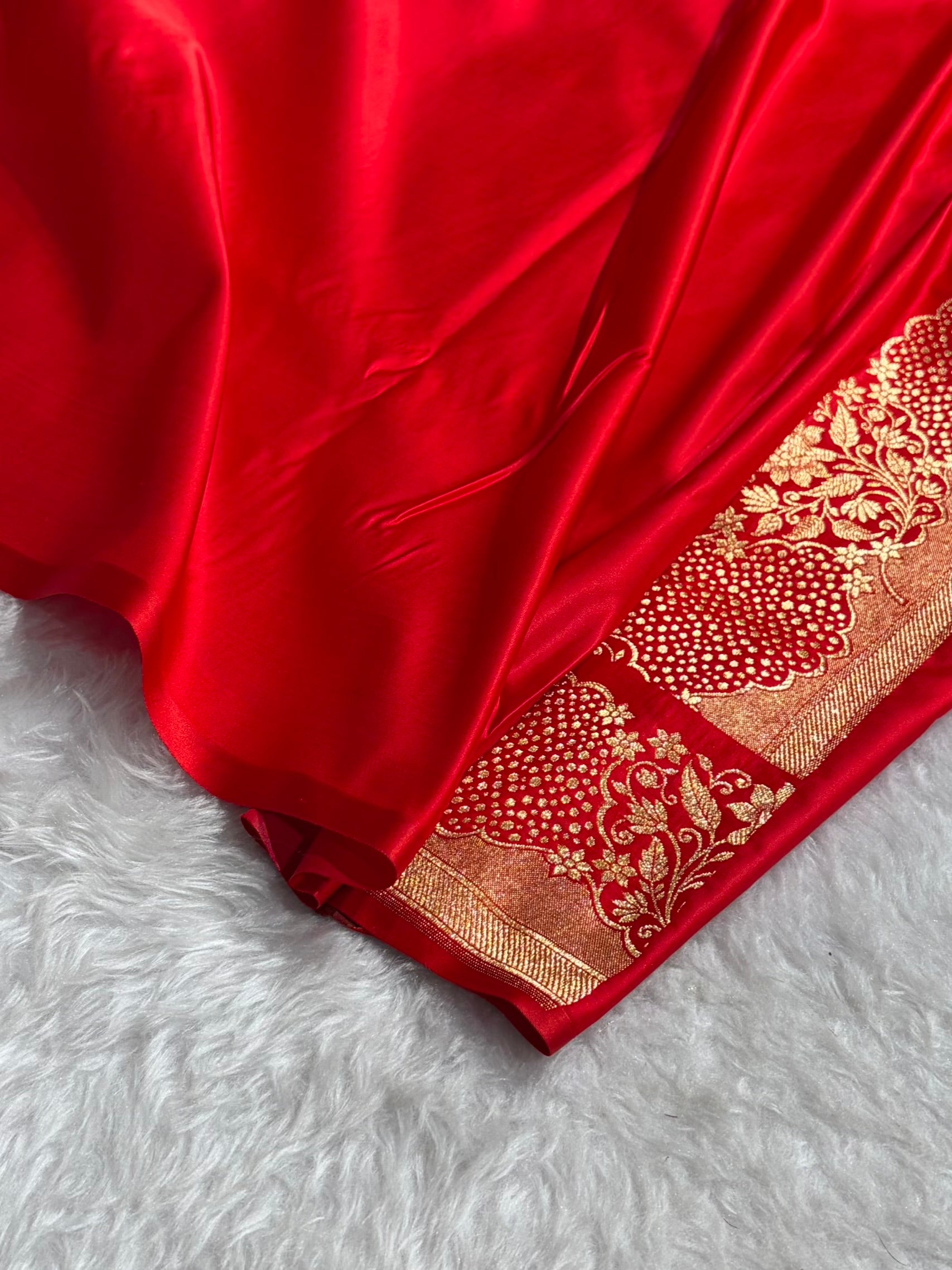 Red Unique Boota Pattern Satin Katan Silk Saree SK70