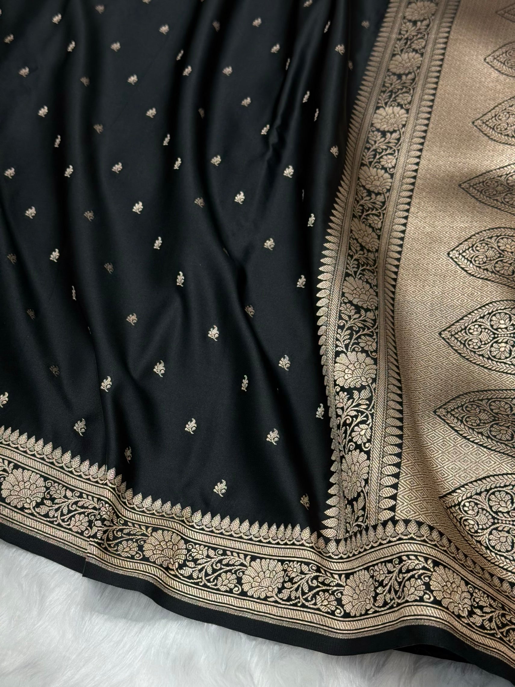 Black Shades Mashru Silk Saree for Festive Seasons MSM 16