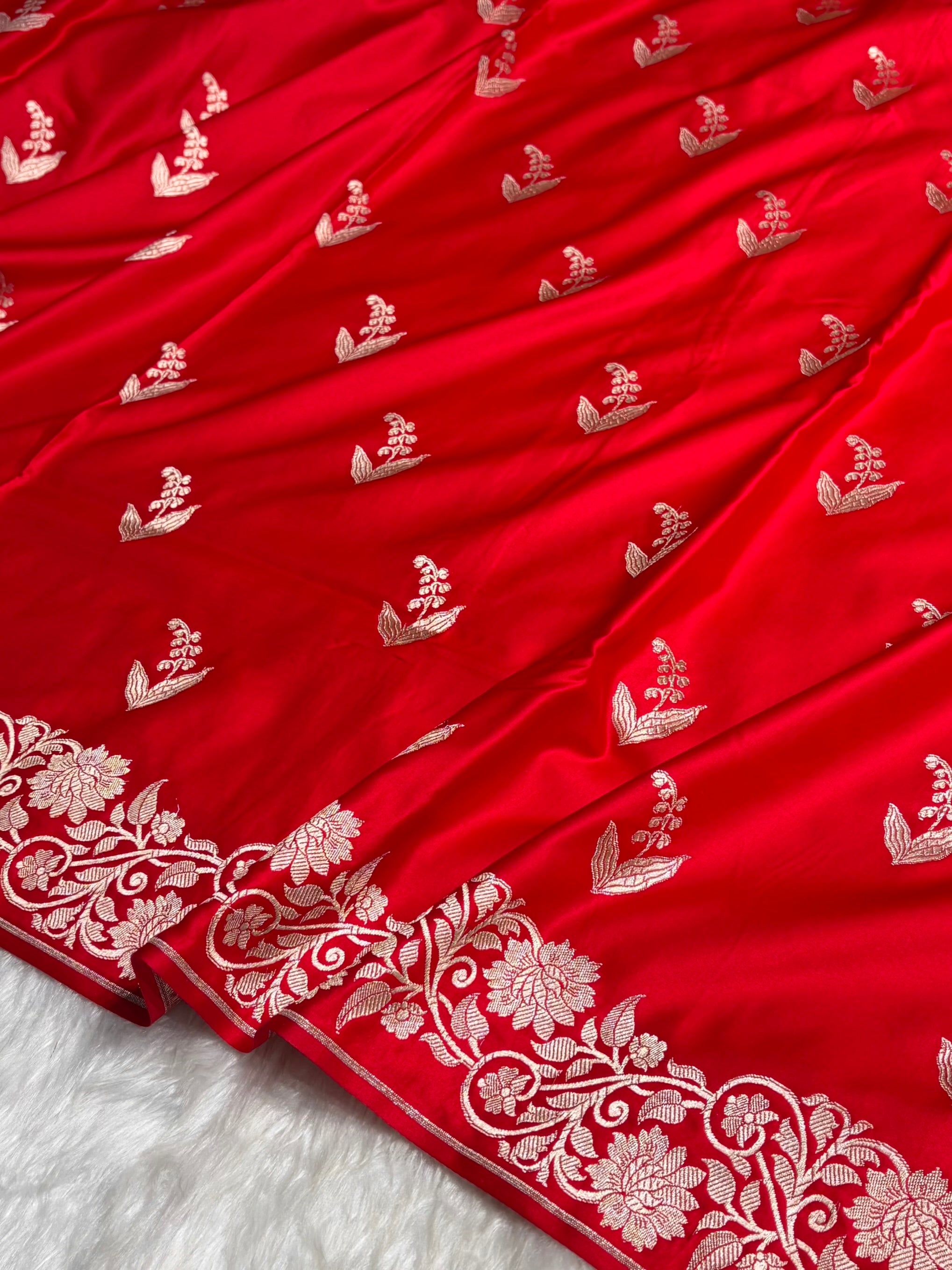 Red Boota With Floral Border Mashru Silk Saree MSM-90