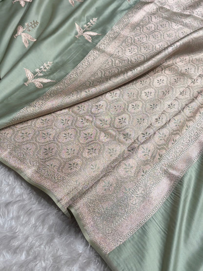 Light Grey Floral Motif Mashru Silk Saree MSM-04