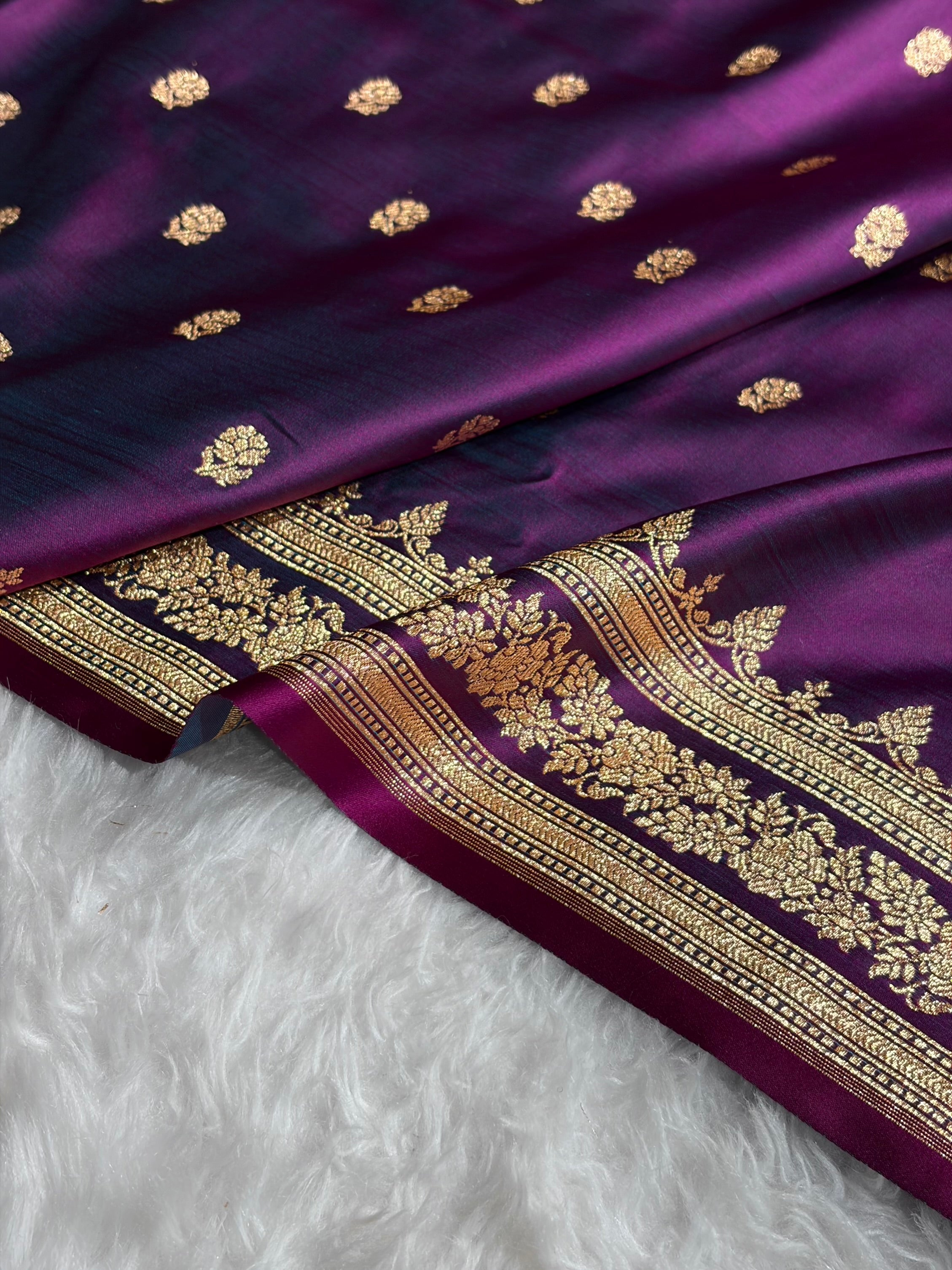 Banarasi Cross Wine Floral Pattern Satin Katan Silk Saree SK76