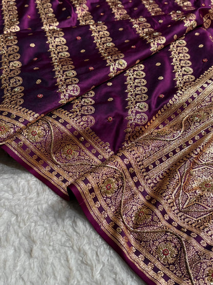 Banarasi Wine Shades Cross Floral Pattern With Zardozi Work Satin Katan Silk Saree BSK79