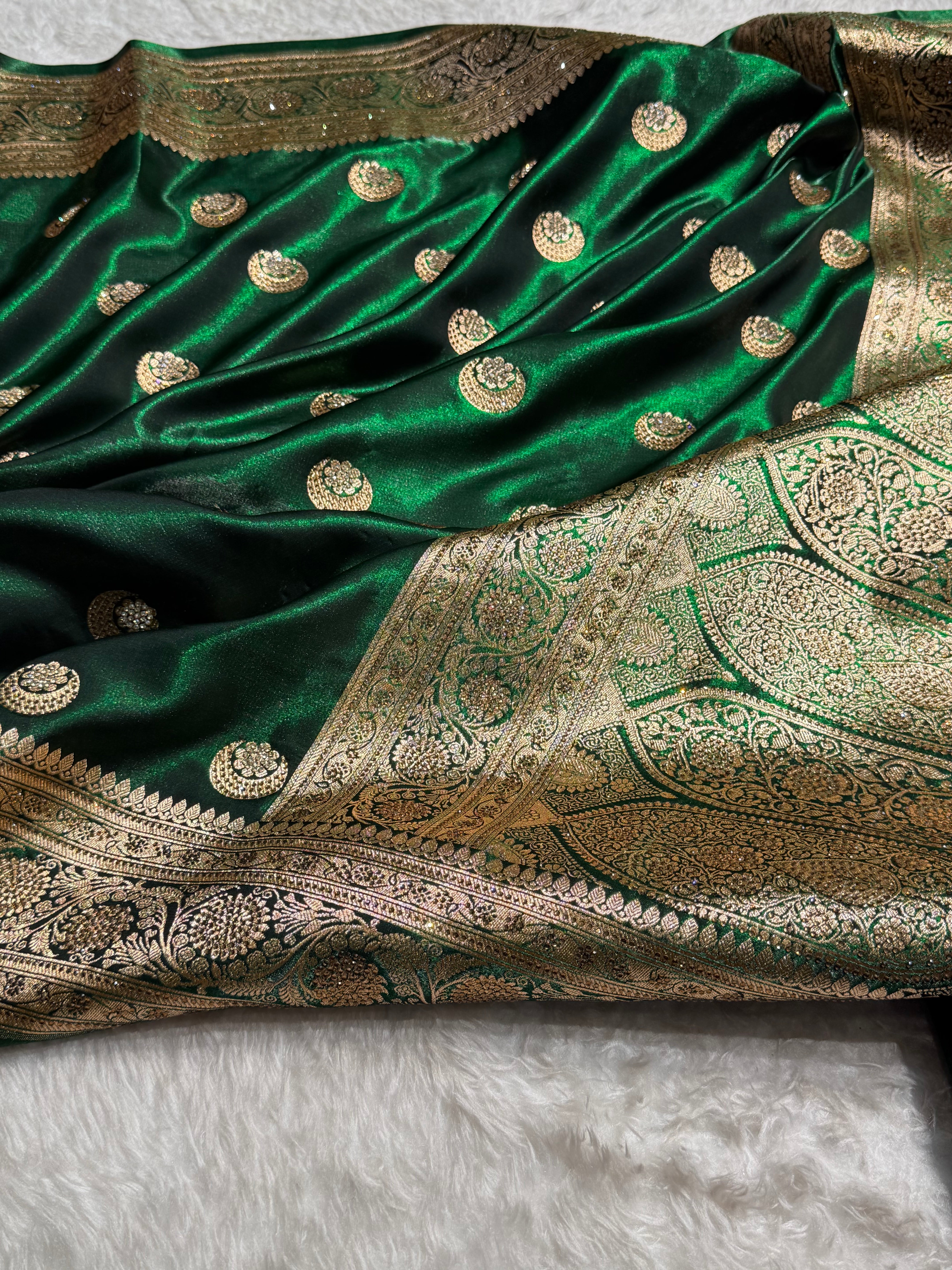 Chand Tara Bottle Green Boota With Traditional Banarasi Swarovski Work BSS04 (R)