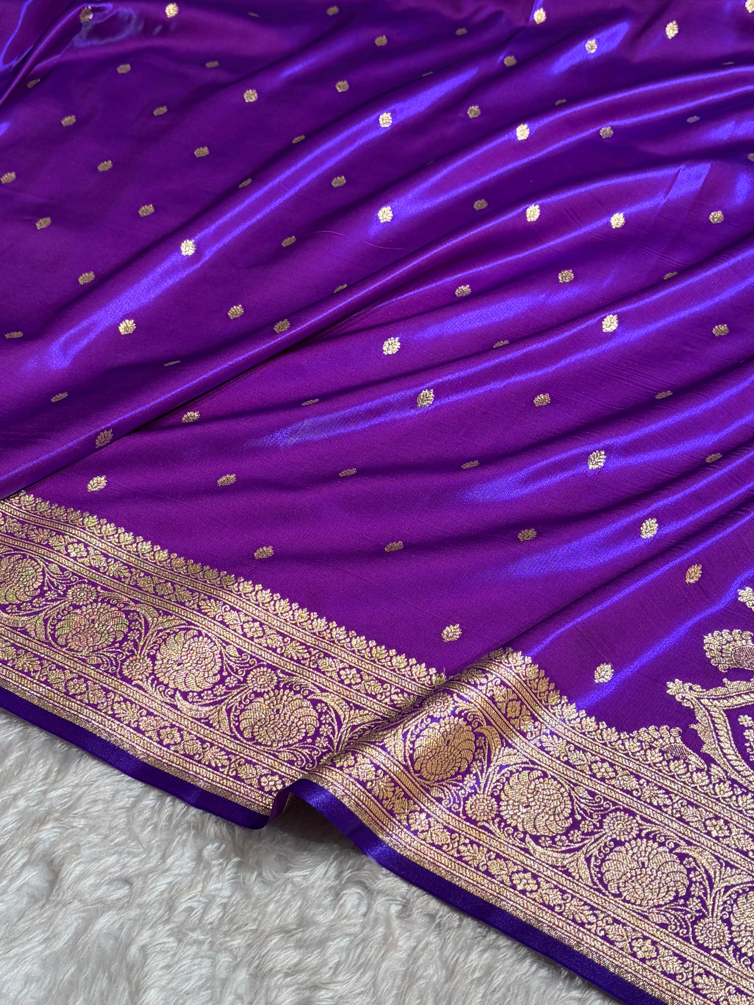 Banarasi Purple Shades Booti Pattern Banarasi Satin Silk Saree SS62