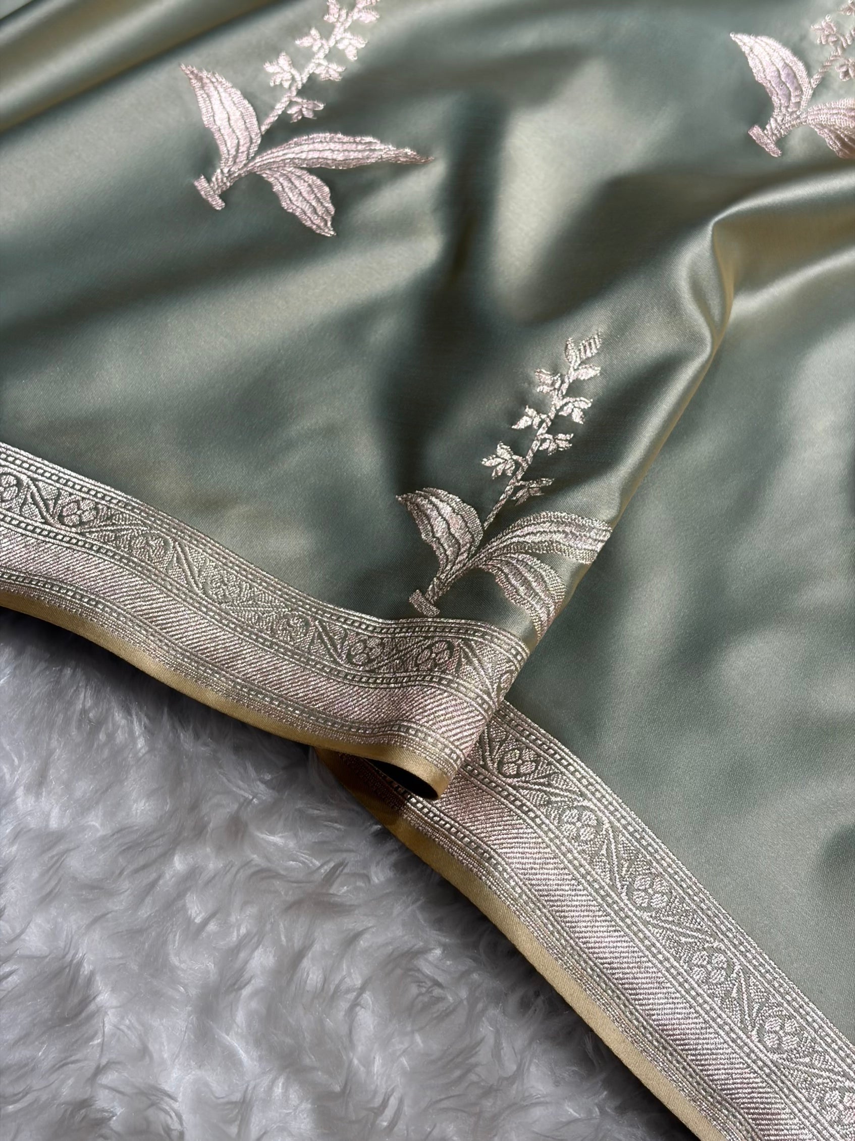 Pastel Pista Floral Motif Mashru Silk Saree MSM-04