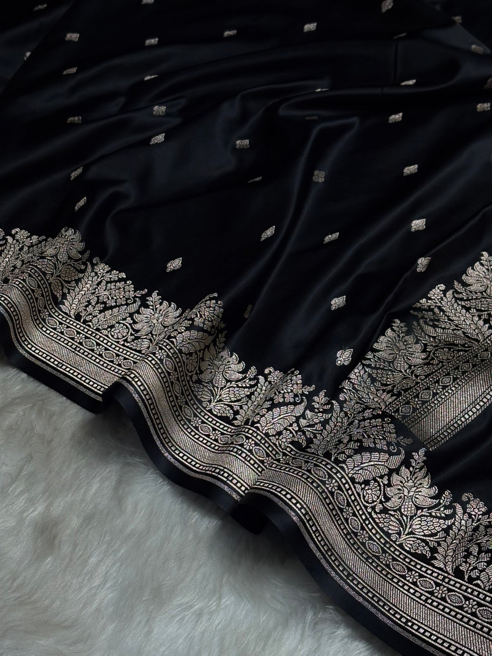 Black Shades Motif Booti Mashru Silk Saree MSM-63