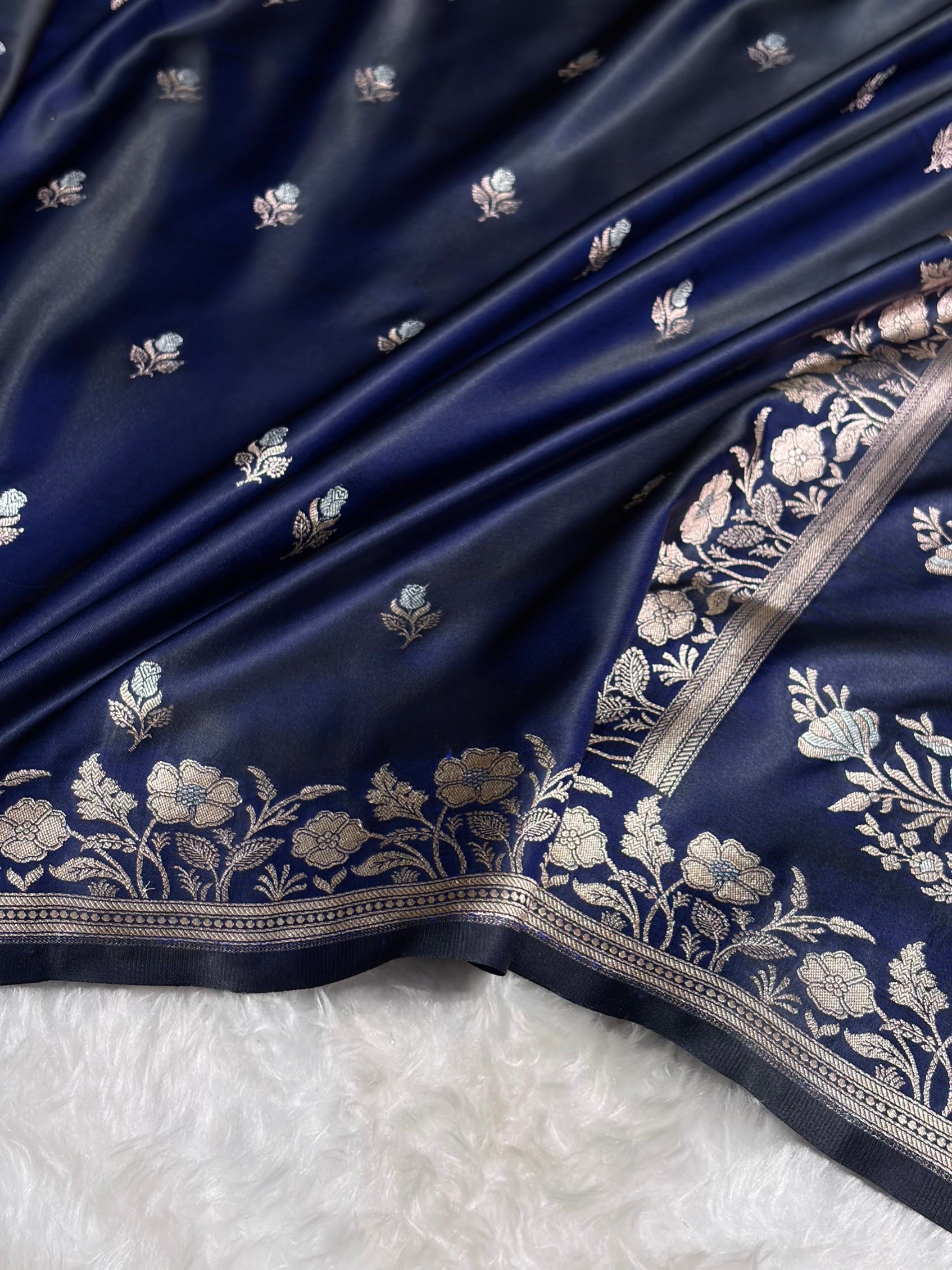 Navy Blue Boota With Floral Border Mashru Silk Saree MSM-85