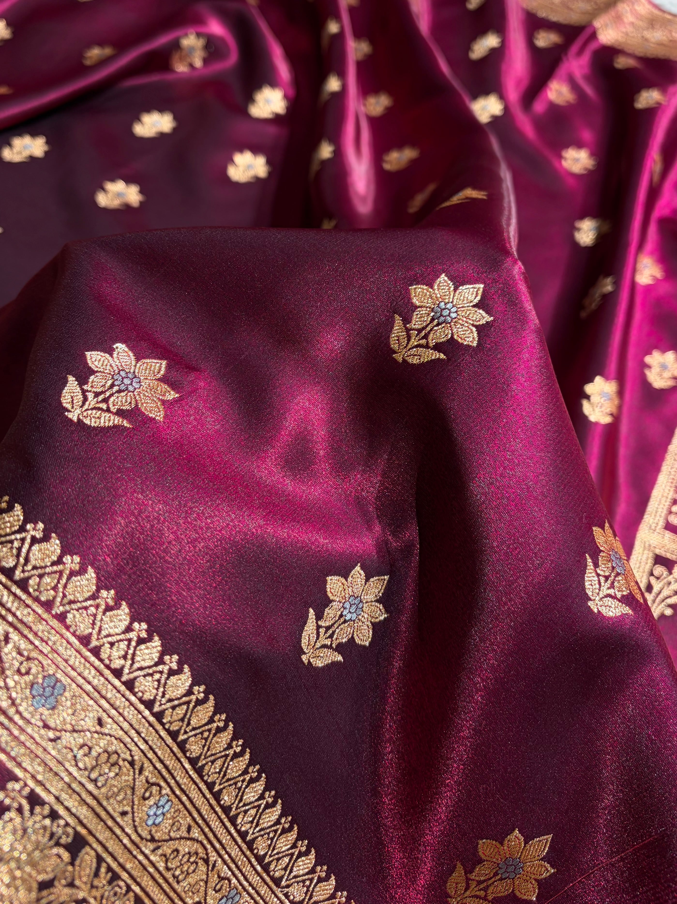 Wine Shades Minakari Boota Pattern Banarasi Satin Silk Saree SS44