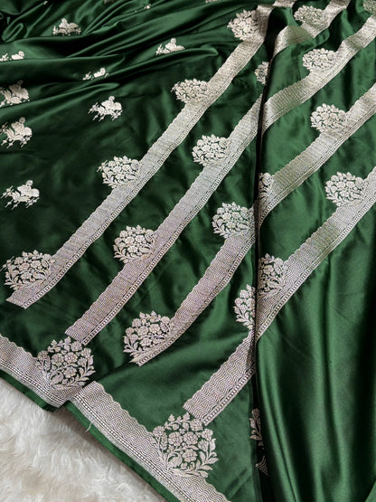 Banarasi Bottle Green Shades Floral Mashru Silk Saree MS87