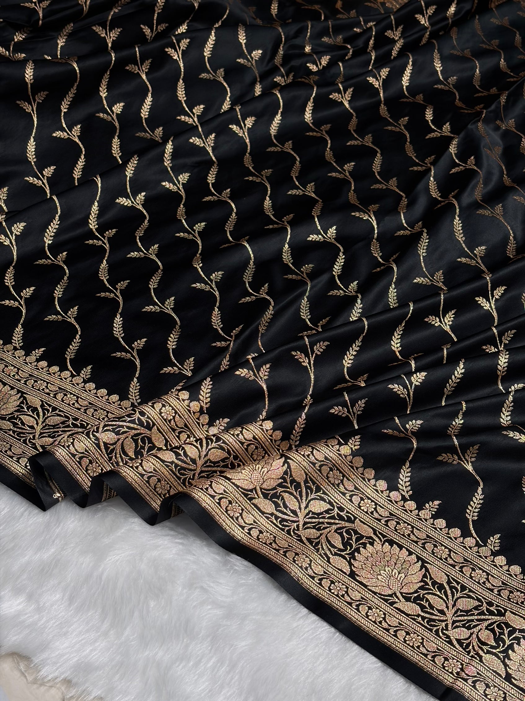 Black Pattern Satin Katan Silk saree SK37