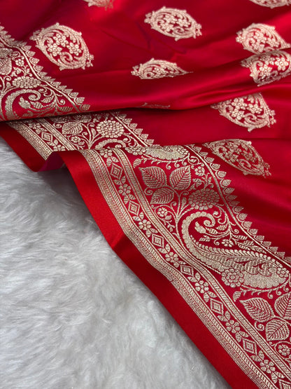 Banarasi Cross Red Shades Banarasi Boota Pattern Floral Mashru Silk Saree MSM-104