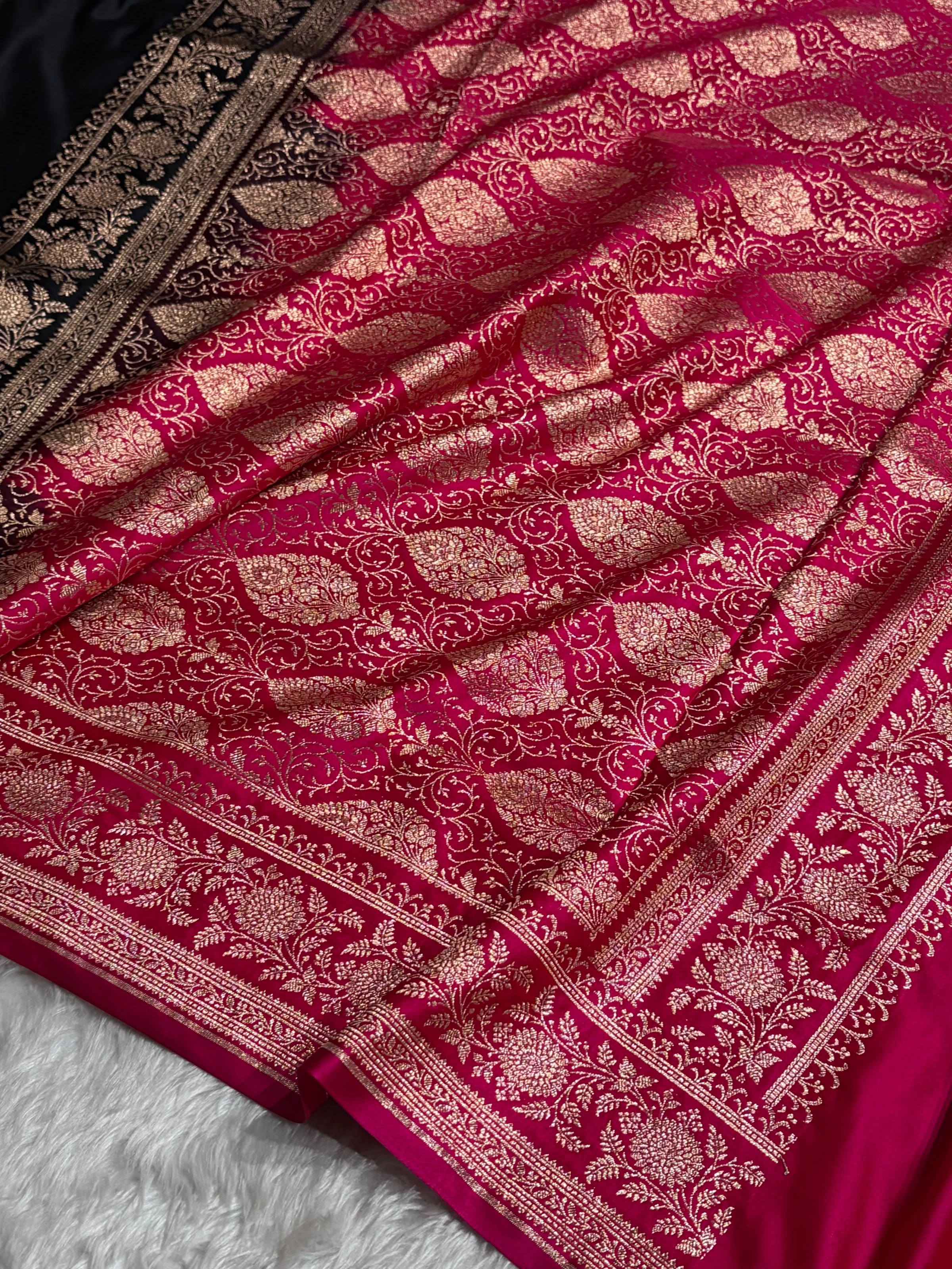 Banarasi Satin Katan Saree Floral Booti Pattern in Contrast Black / Rani Shades SK149
