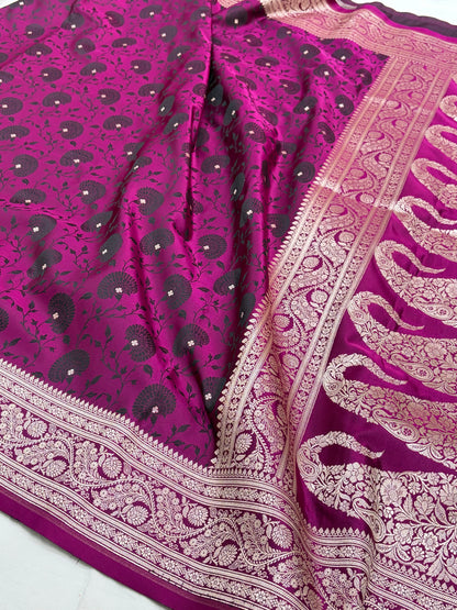 Wine Shade With Tanchoi Booti Pattern Mashru Silk Saree