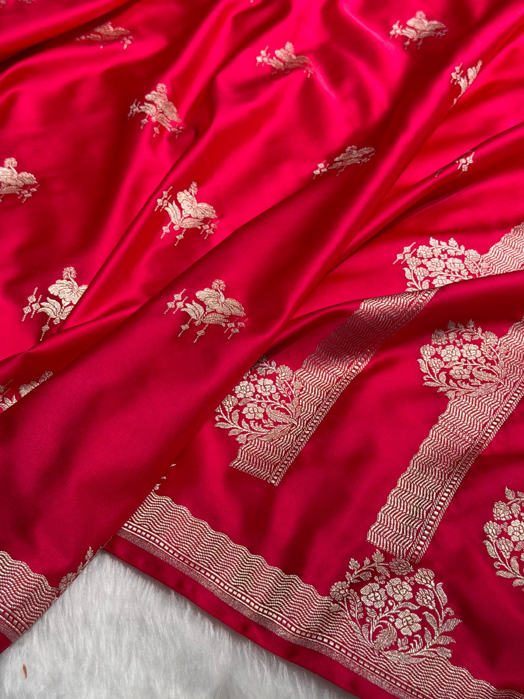 Banarasi Ruby Rani Shades Floral Mashru Silk Saree MS87