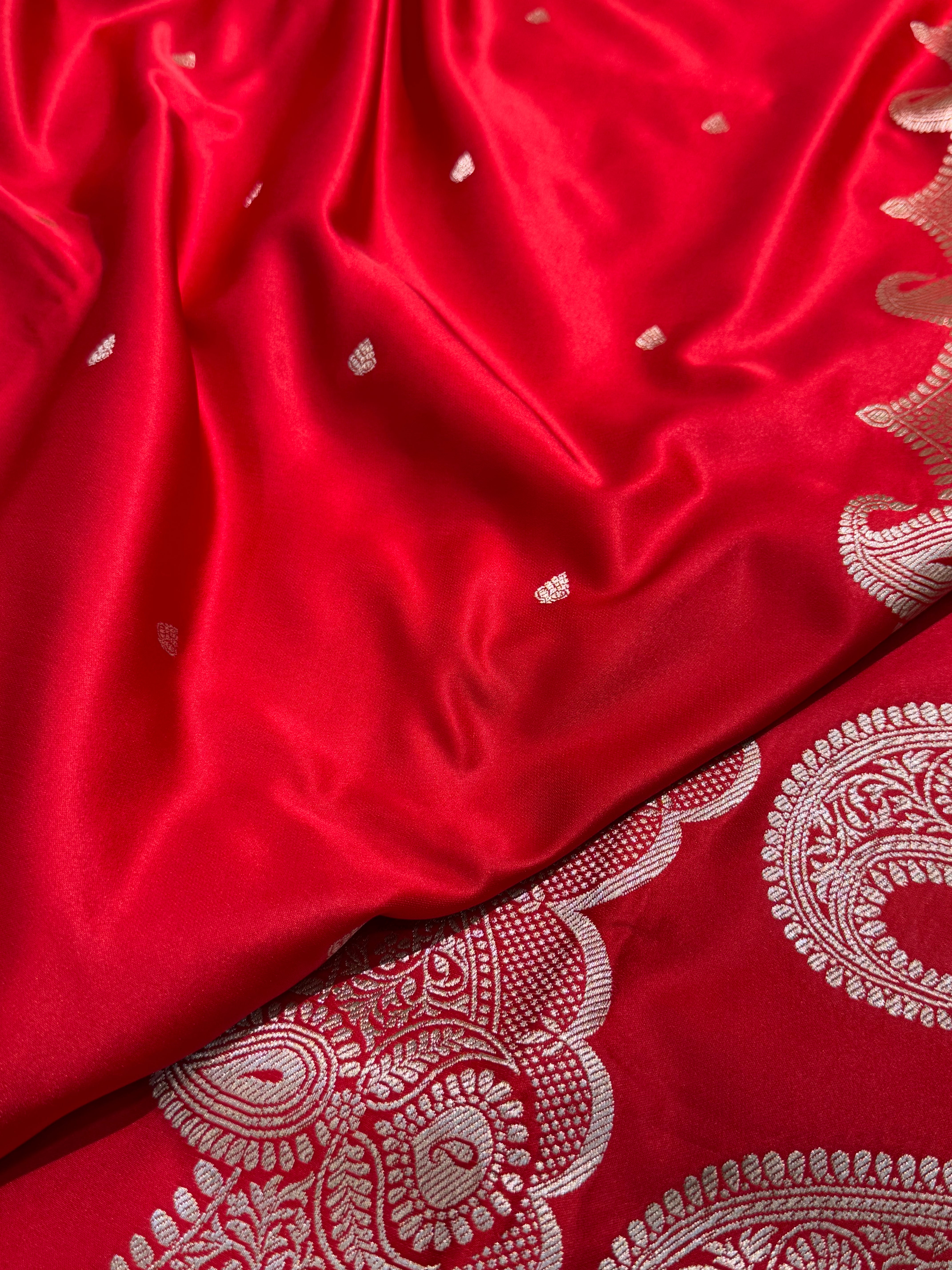 Premium Red Banarasi Scallop Katan Silk Saree