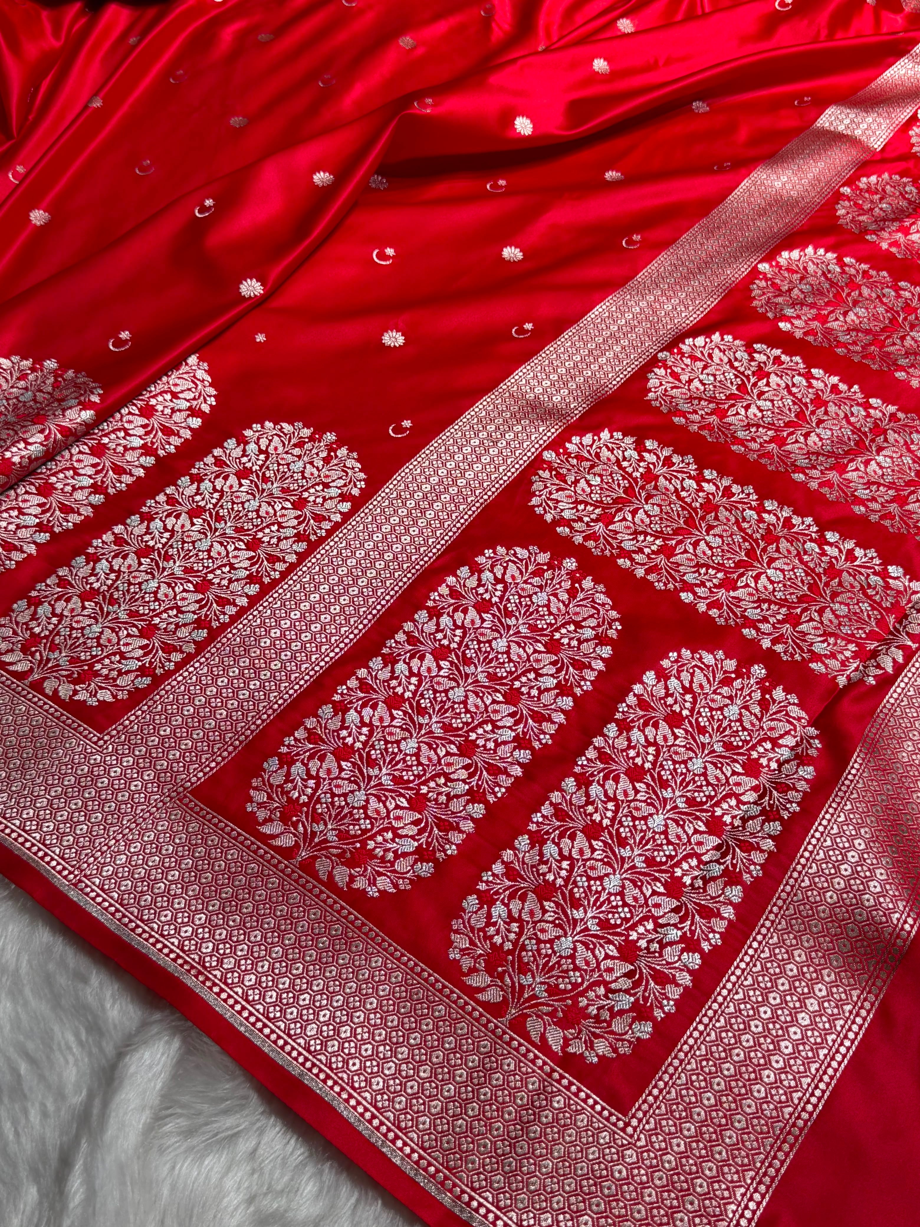 Red Shades Banarasi With Floral Minakari Pattern Mashru Silk Saree MSM-131