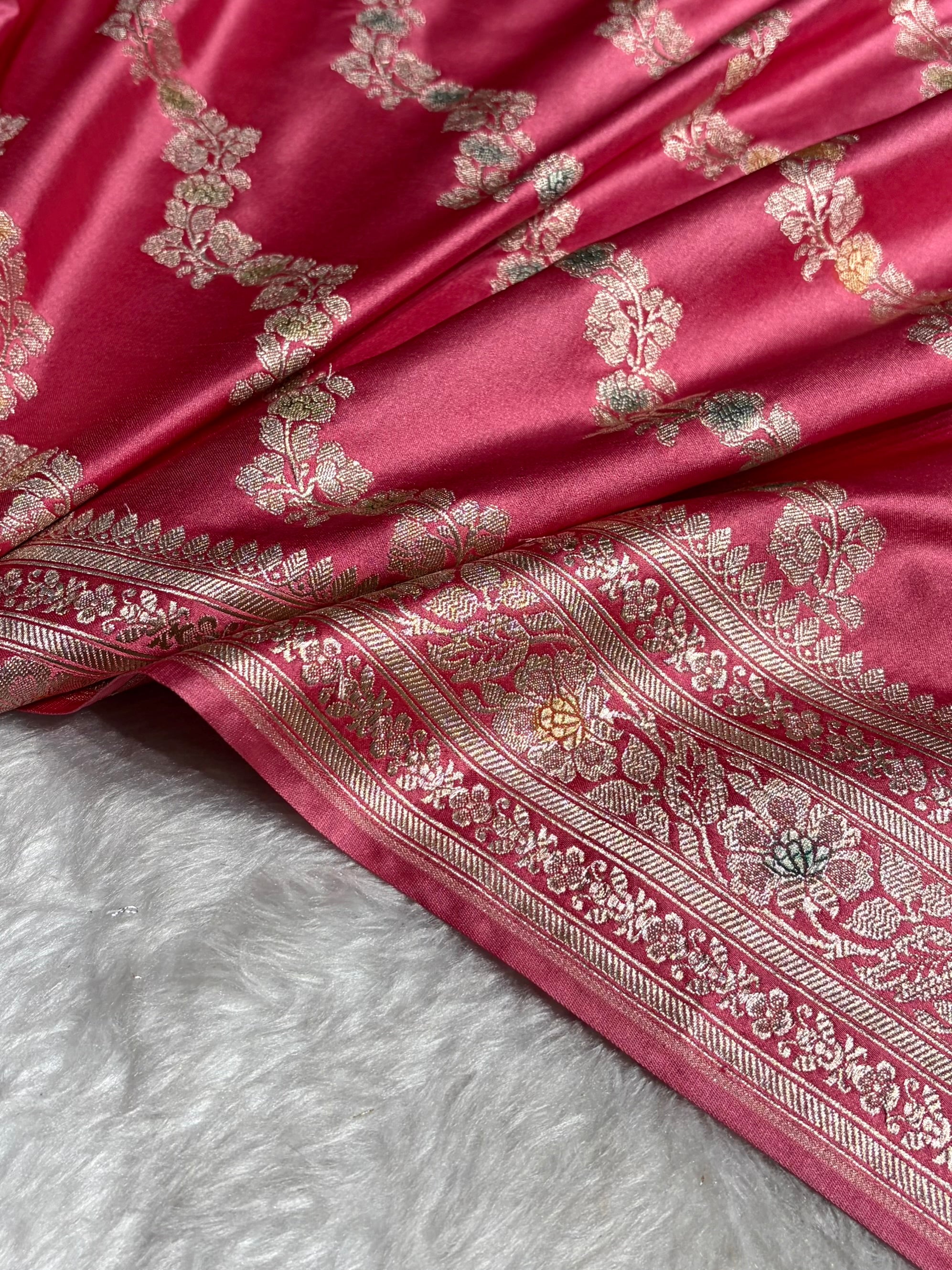 Baby Shades Banarasi Minakari Mashru Silk Saree With Cross Pattern MS02