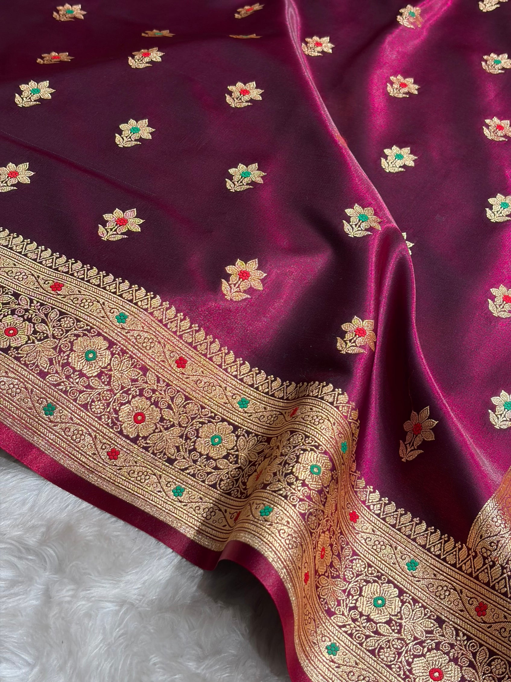 Wine Shades Minakari Boota Pattern Banarasi Satin Silk Saree SS44