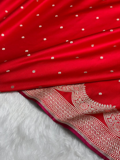 Red Shades Scallop Motif Booti Mashru Silk Saree MSM-56