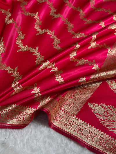 Banarasi Cross Rani Shades Banarasi Satin Silk Saree SS35