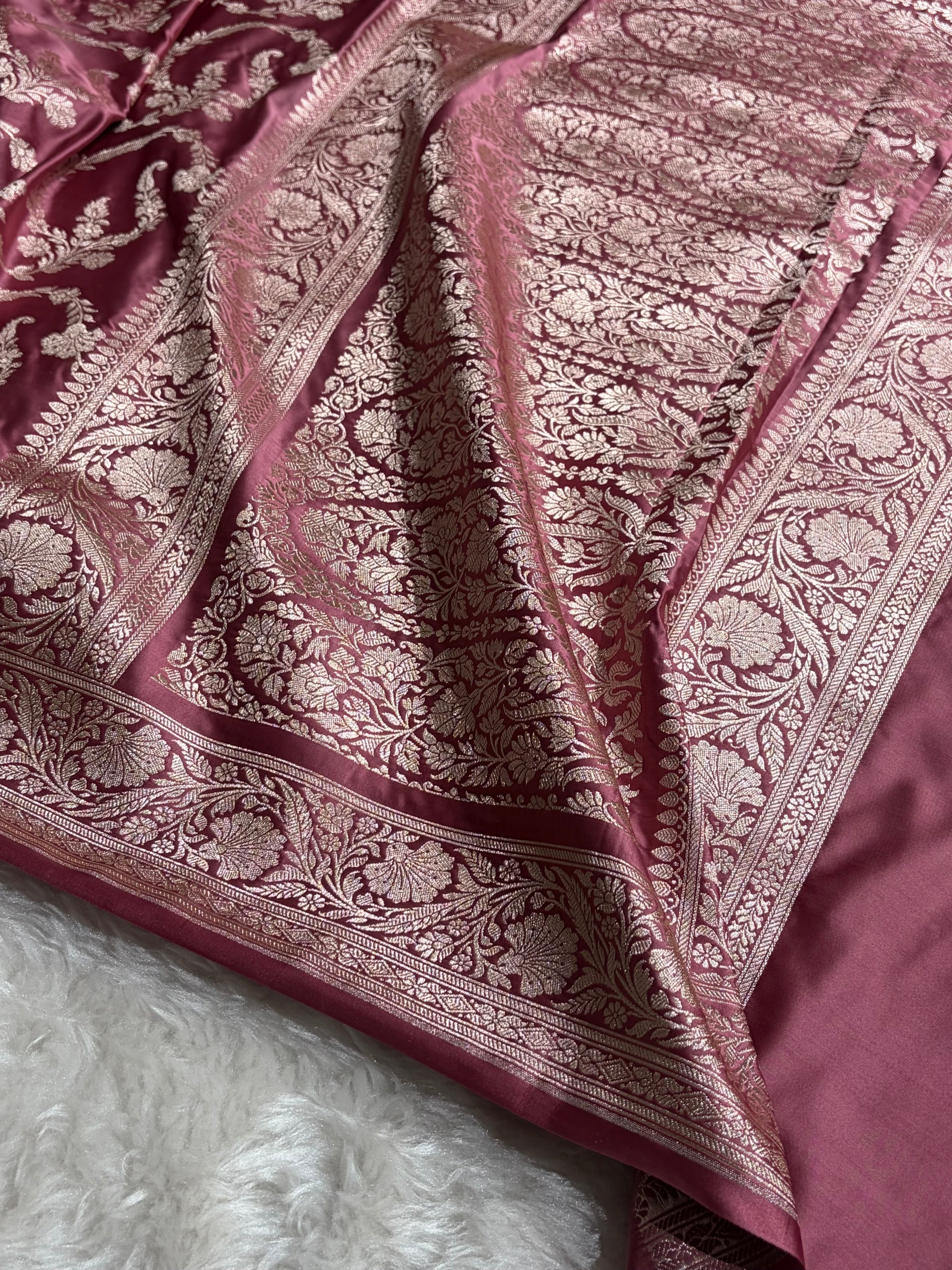 Mauve Shades Banarasi With Floral Jaal Pattern Mashru Silk Saree MSM-132