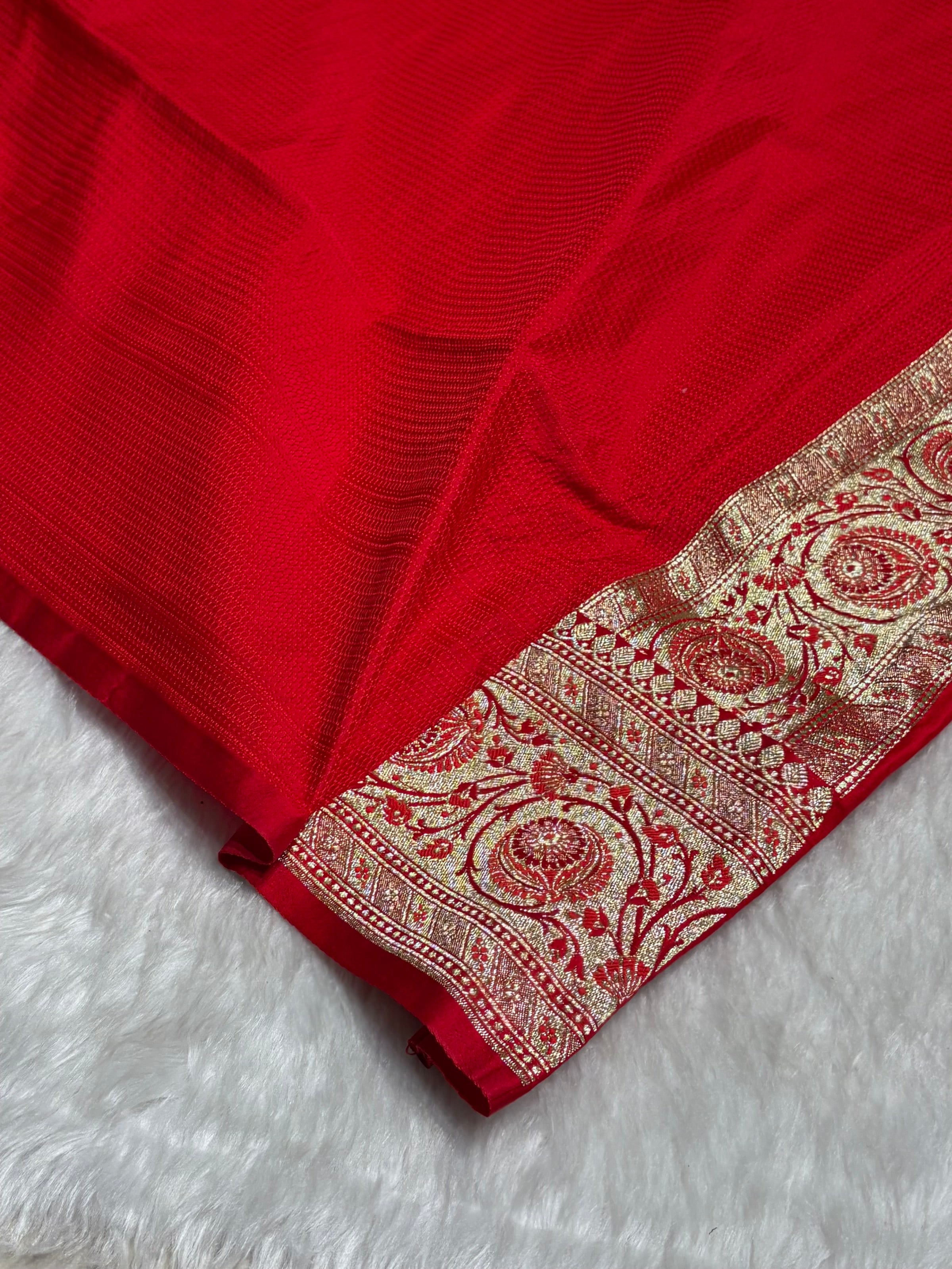 Red Katan Silk Saree In Boota Floral Motif